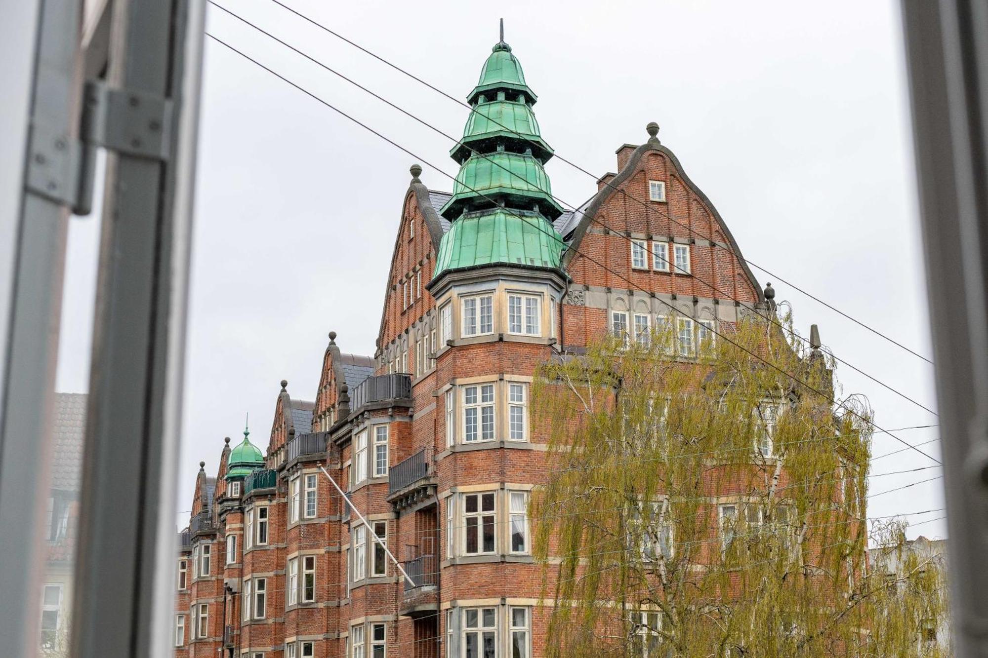 Rare 4br W Unique Details In Cph København