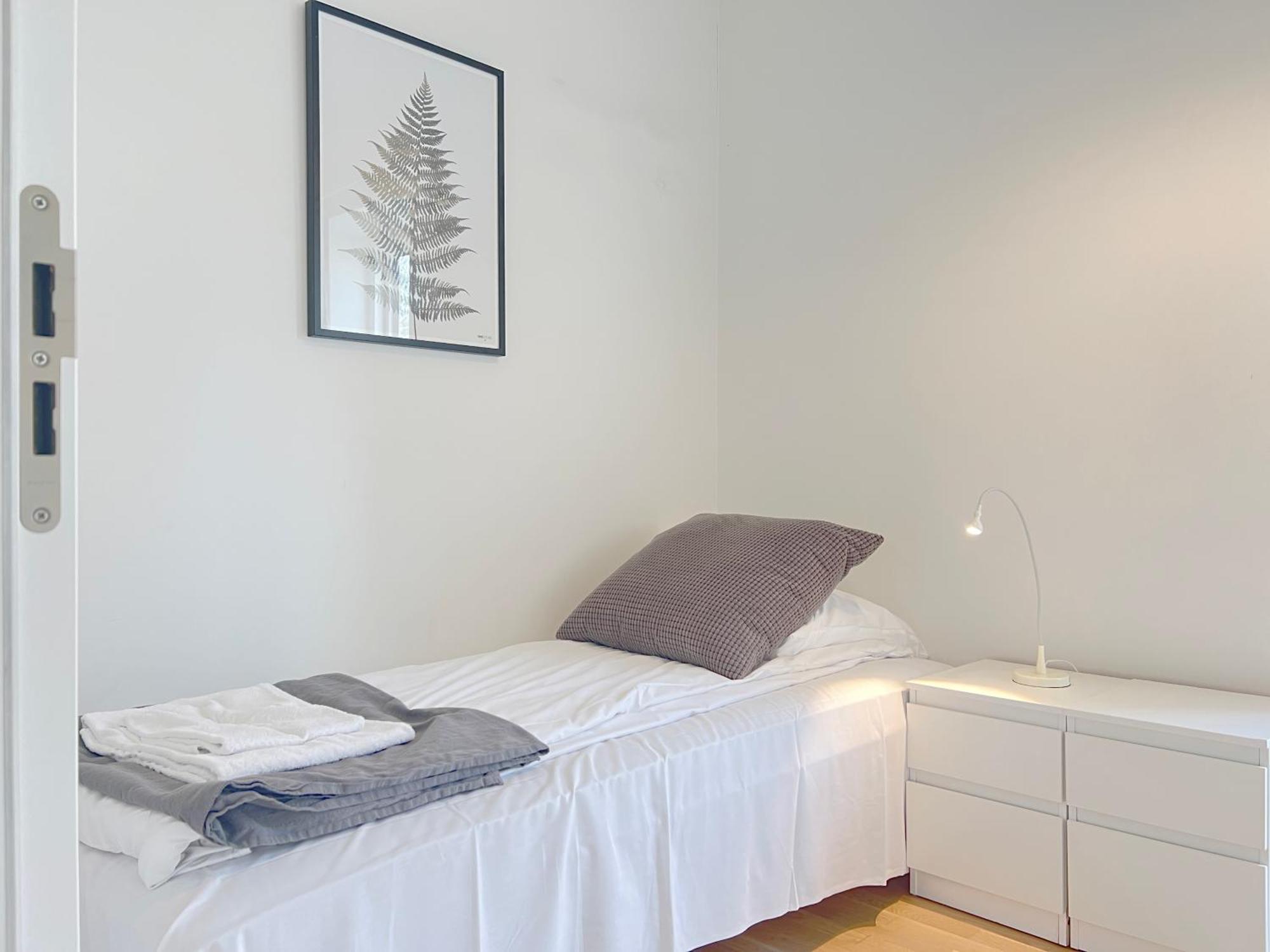 Apartment Spacious 3 Bedroom With Balcony At Richard Mortensens Vej *