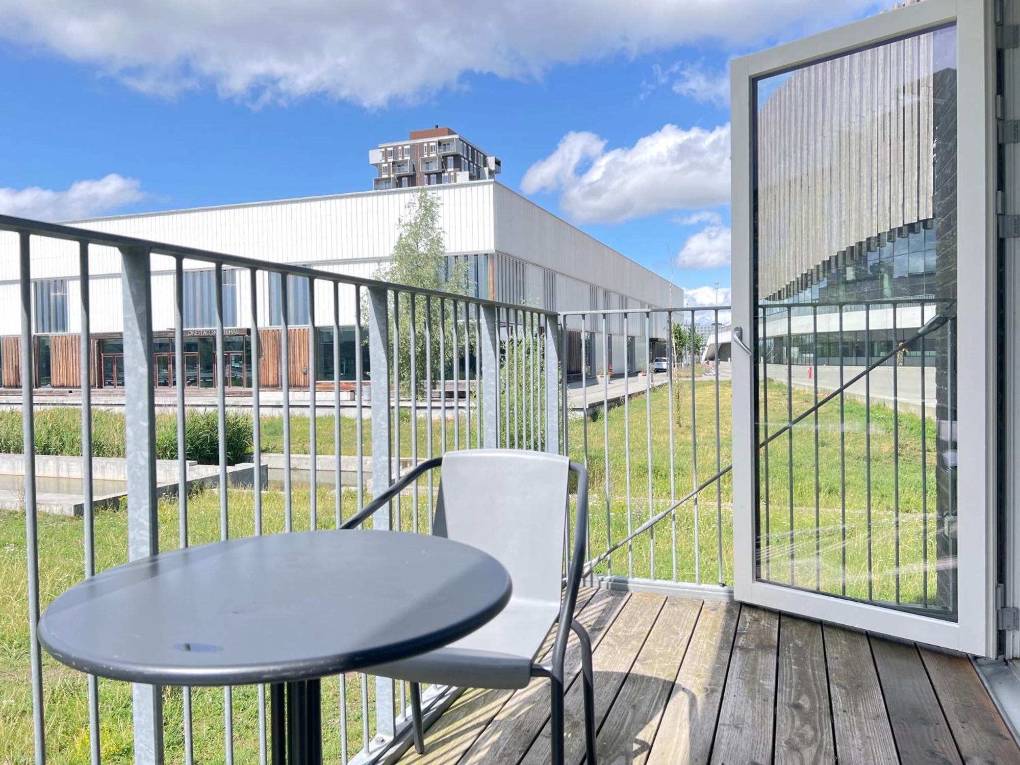 Appartement Spacious 3 Bedroom With Balcony At Richard Mortensens Vej *