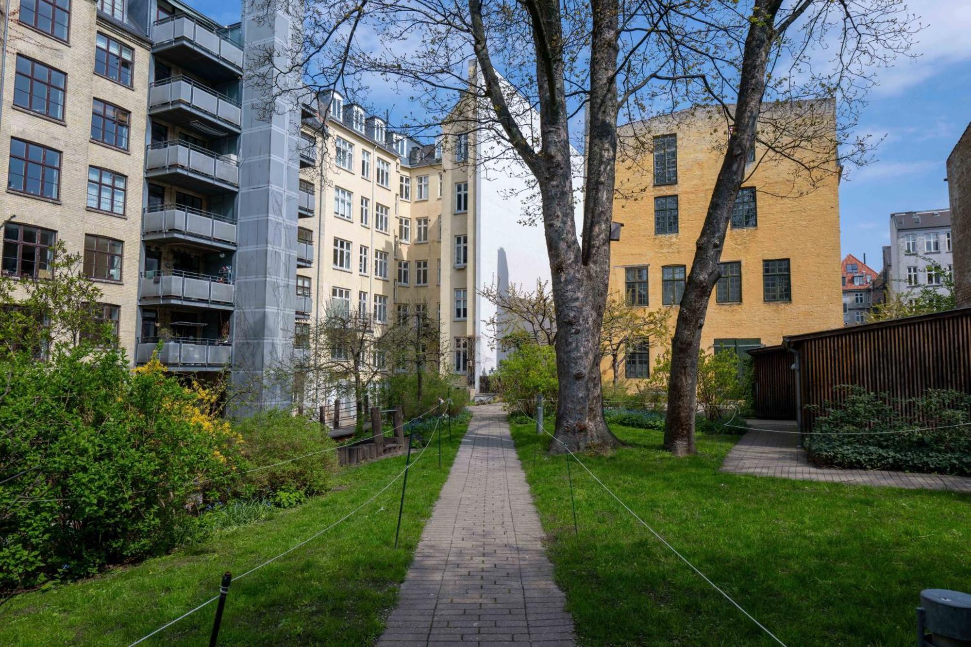 Spacious 3 Bedroom Flat In Peaceful Area Copenhaga