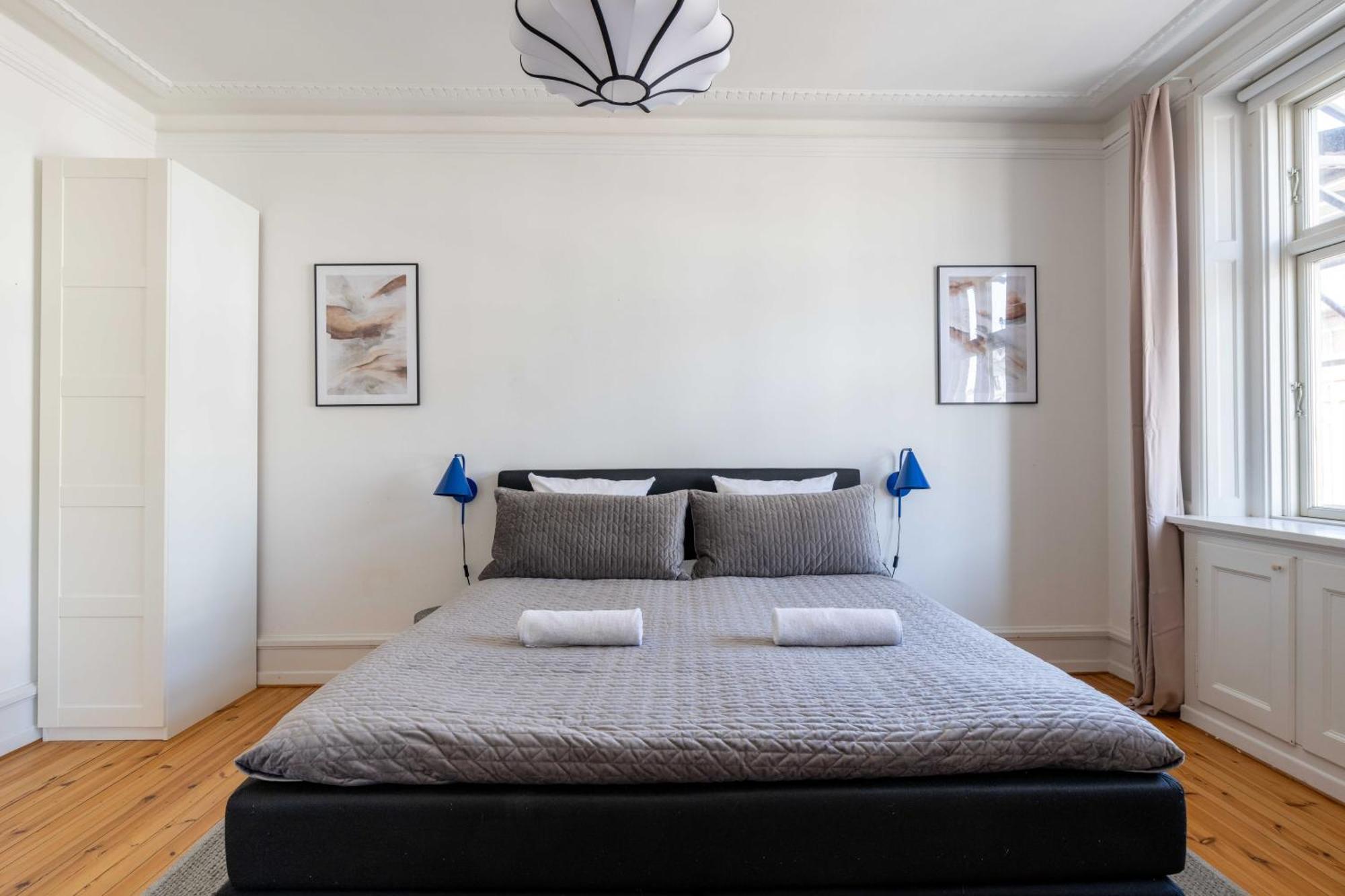 Spacious 3 Bedroom Flat In Peaceful Area