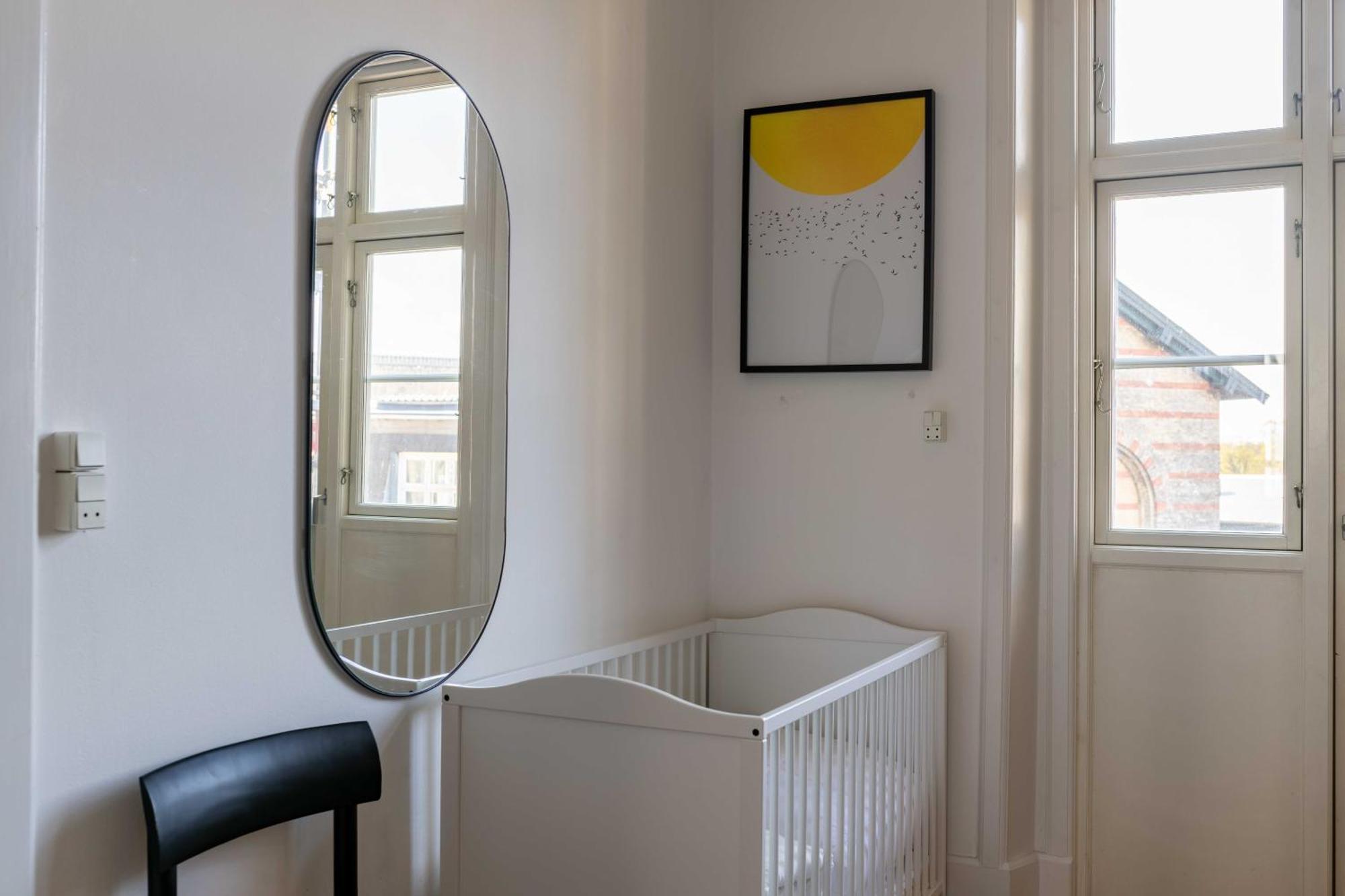 Spacious 3 Bedroom Flat In Peaceful Area Apartamento