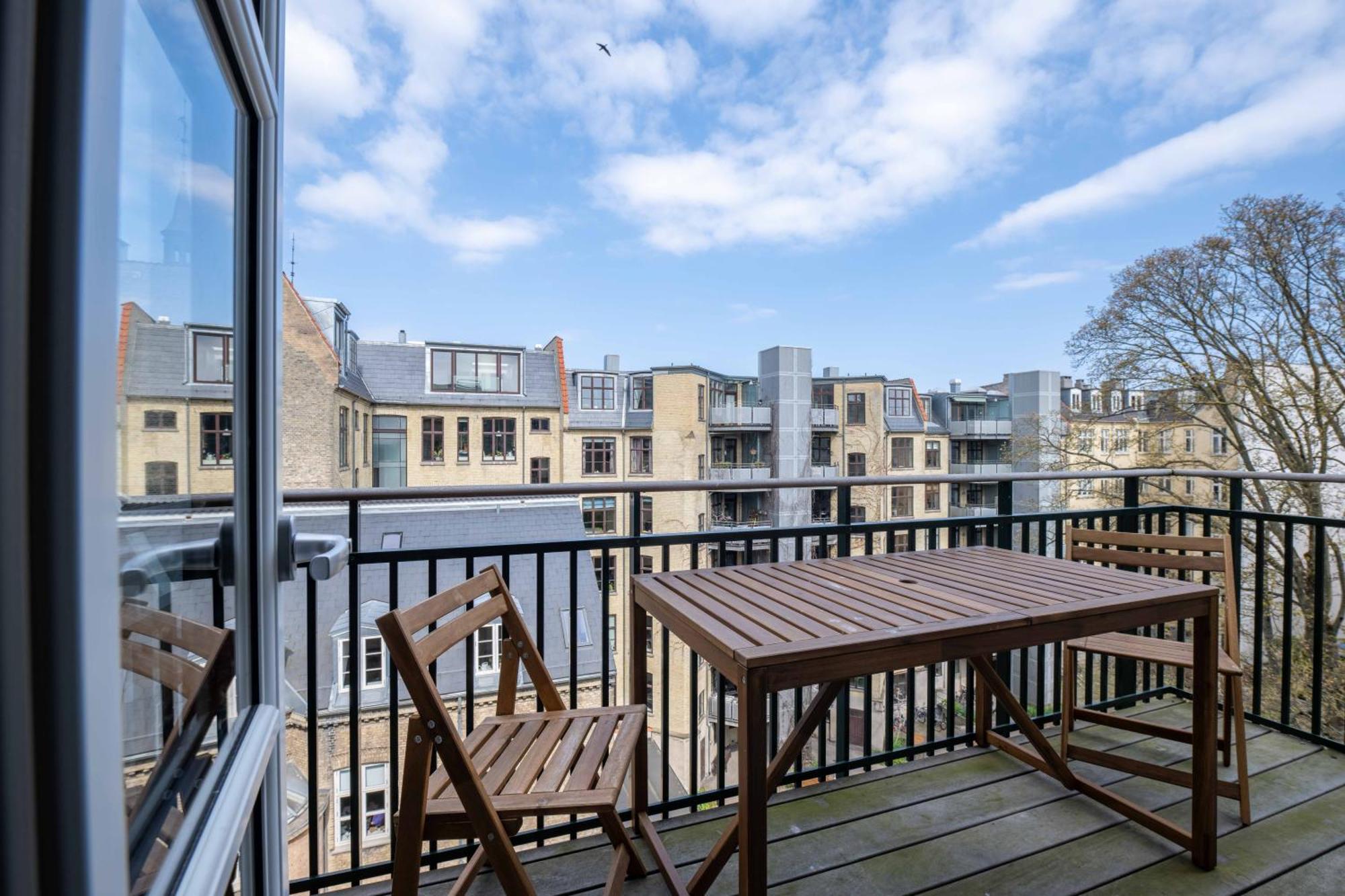 3 Bedroom In Lovely Area * Copenhagen