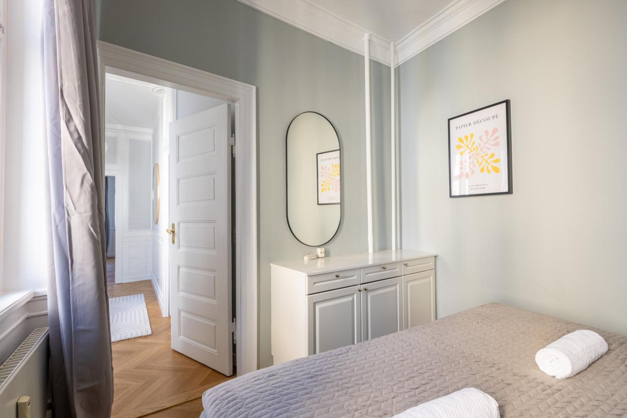 Apartment Large Flat With Canal View In Cph Copenhagen
