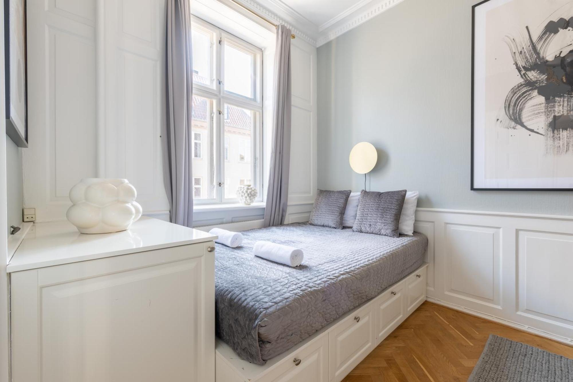 Large Flat With Canal View In Cph Apartment Copenhagen