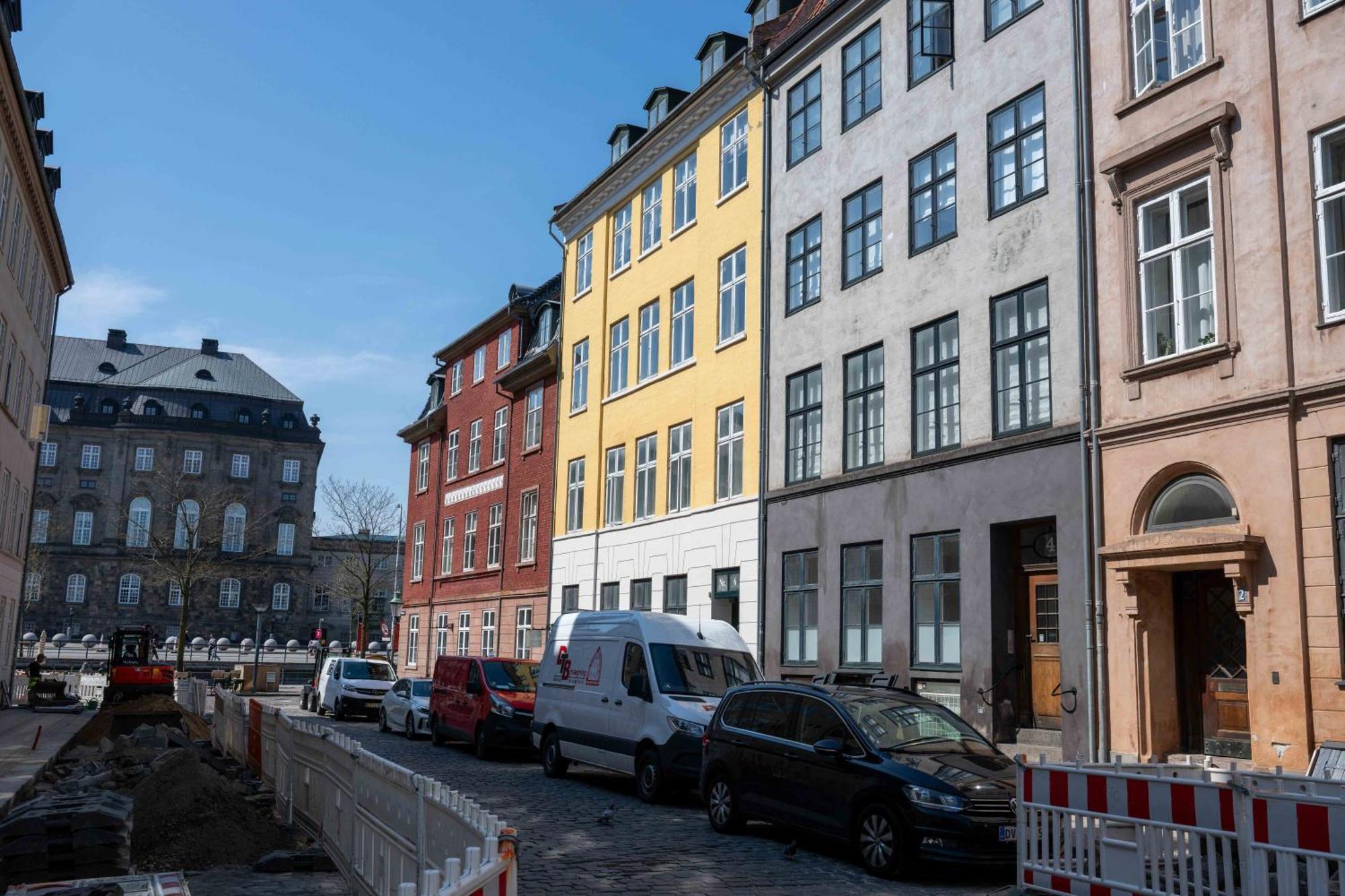 Large Flat With Canal View In Cph Copenhagen