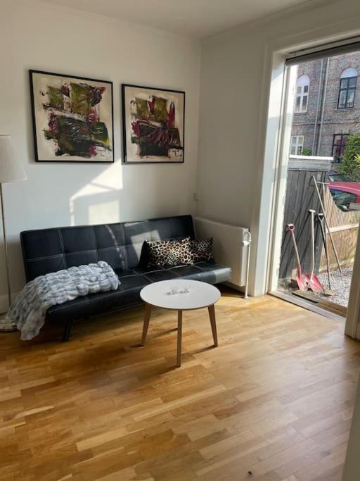 Uniq With A Little Garden - Placed In The Heart Of Copenhagen! Apartamento