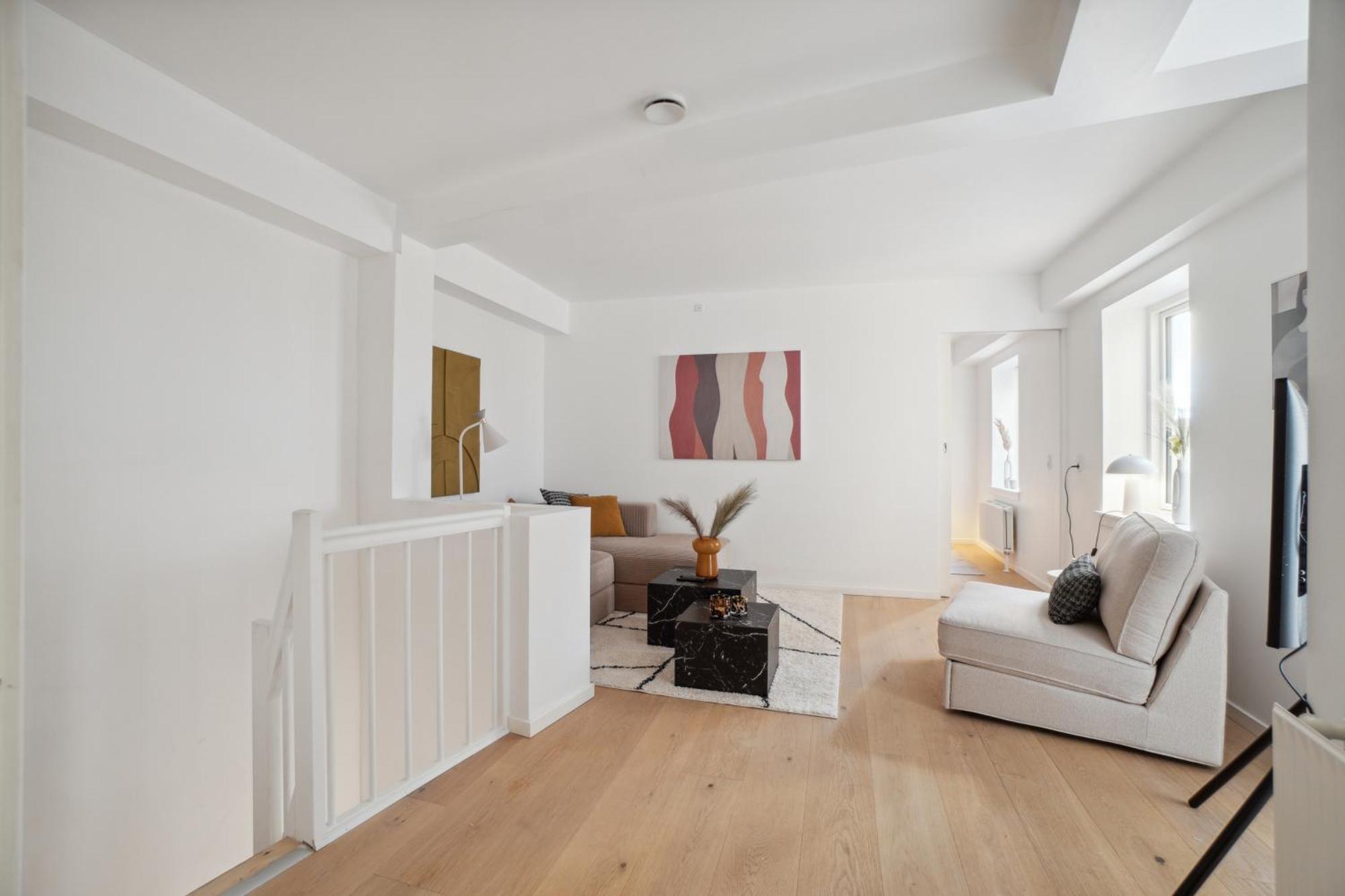 Nyrenoveret Designerbolig I Hjertet Af K Copenhagen