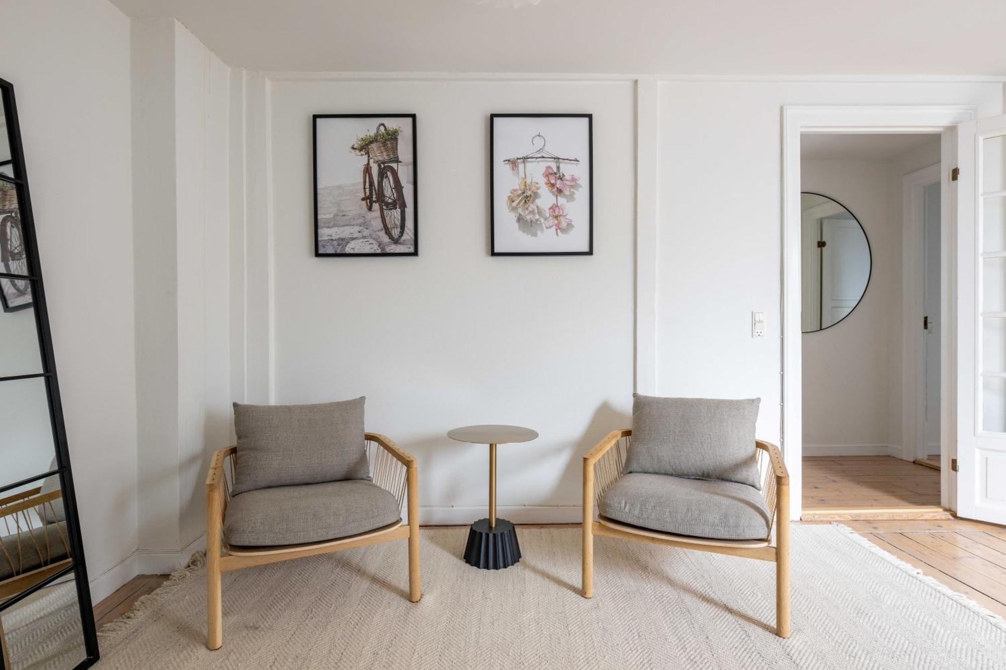 Cozy 2 Bedroom Flat In Peaceful Neighbourhood * Kopenhagen