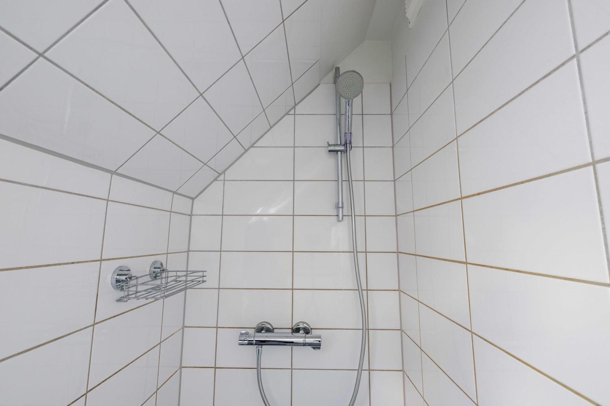 Appartement Cozy 2 Bedroom Flat In Peaceful Neighbourhood *