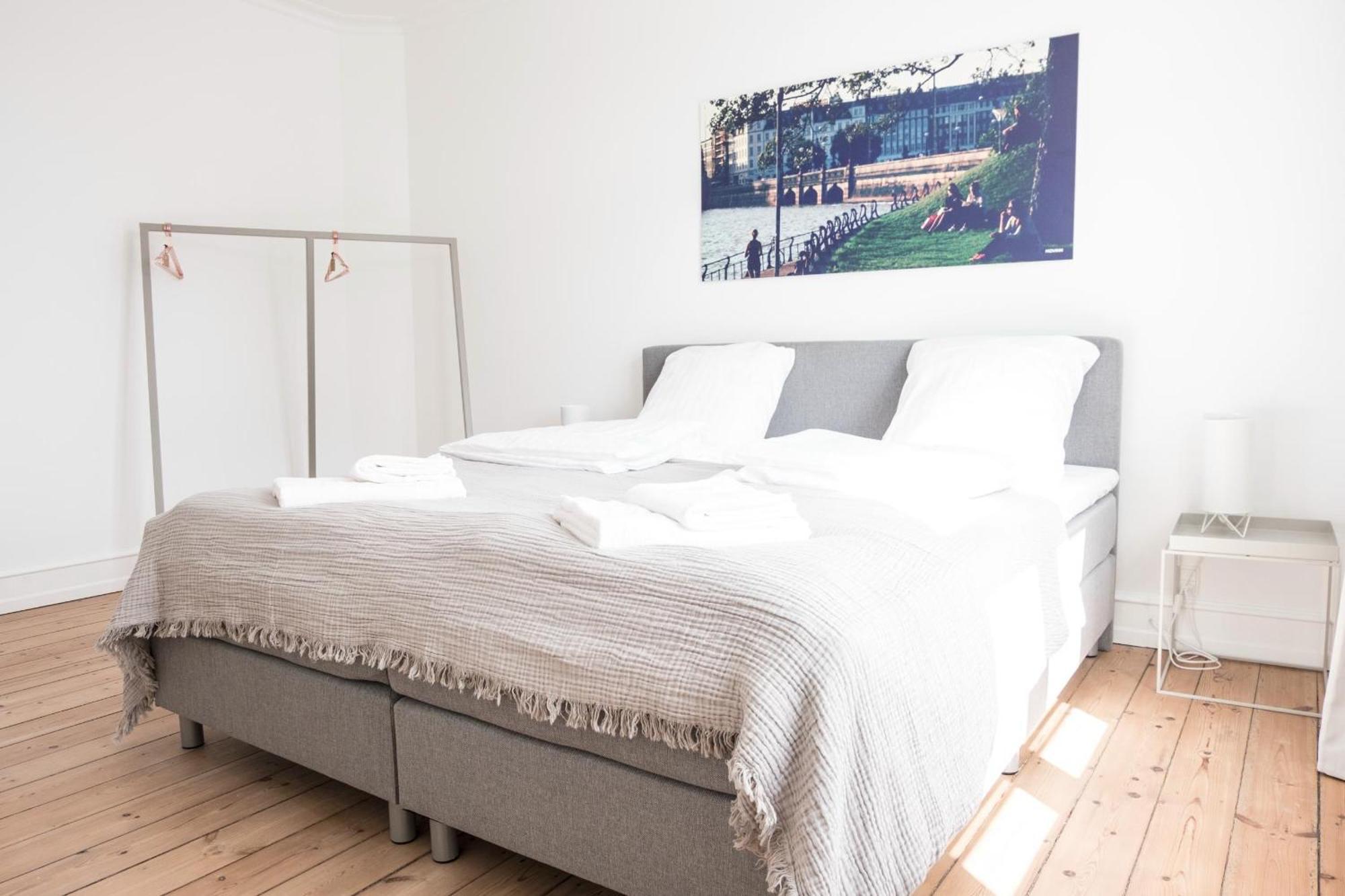 Beautiful And Bright 2-bed With Private Balcony Copenhagen