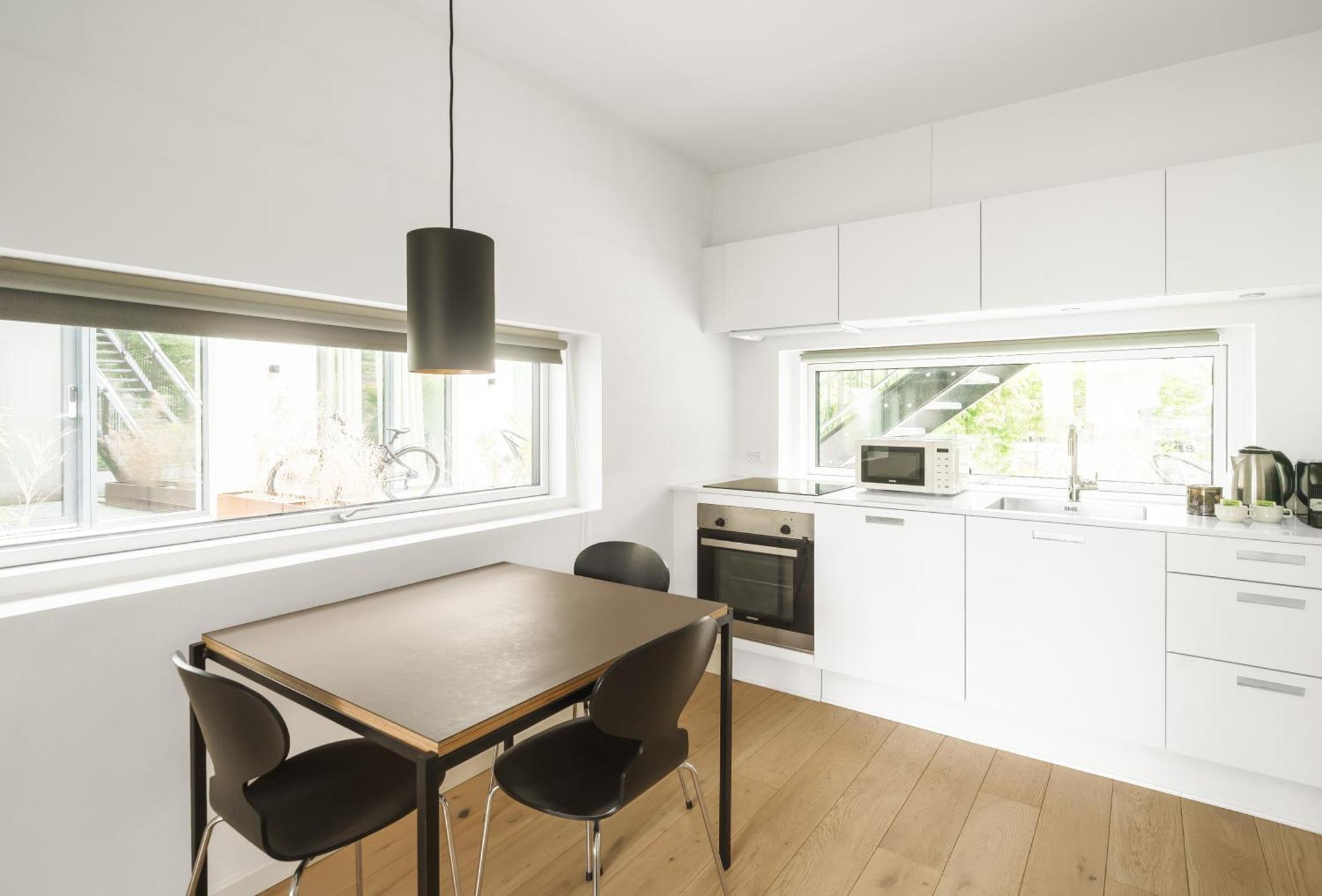Townhouse W Private Terrace In Converted Warehouse Apartamento