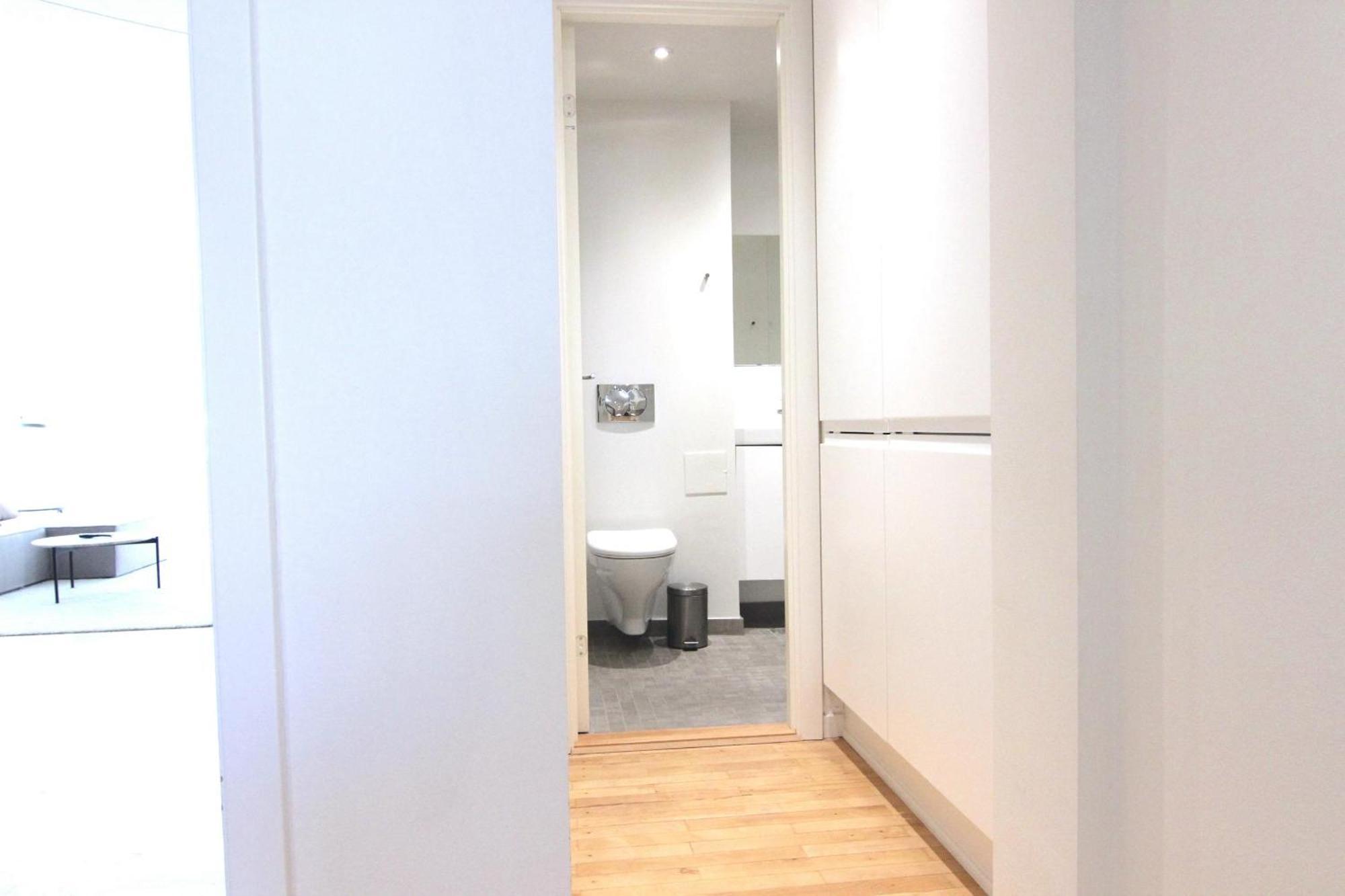 Apartment Wonderful 2-bed Wbalcony In Frederiksberg Location *