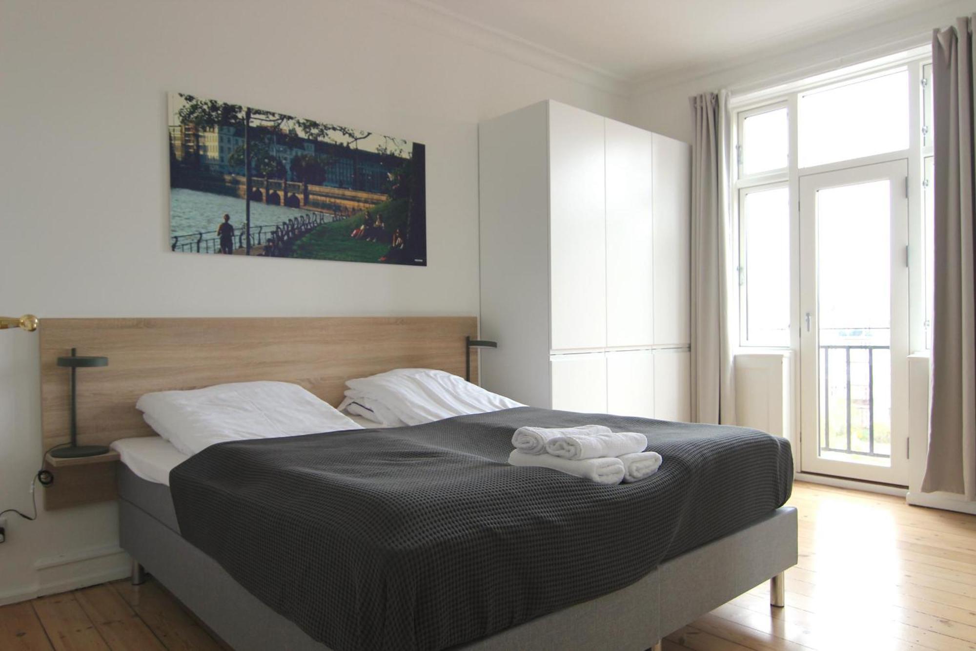 Apartamento Beautiful 2-bed In Frederiksberg C W Balcony Copenhague
