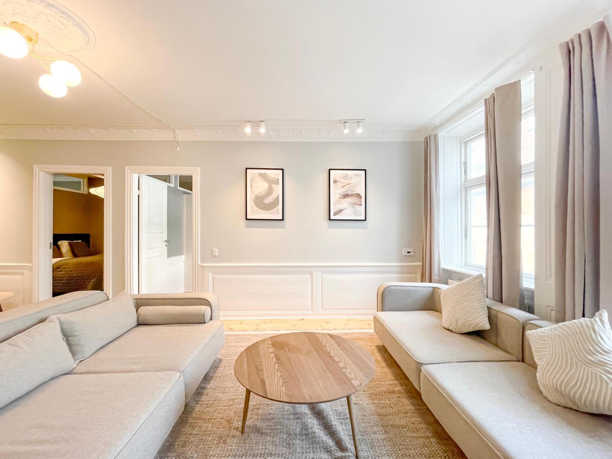 Big 4 Bedroom Flat With Bathtub By Cph Hall Square * Copenhague