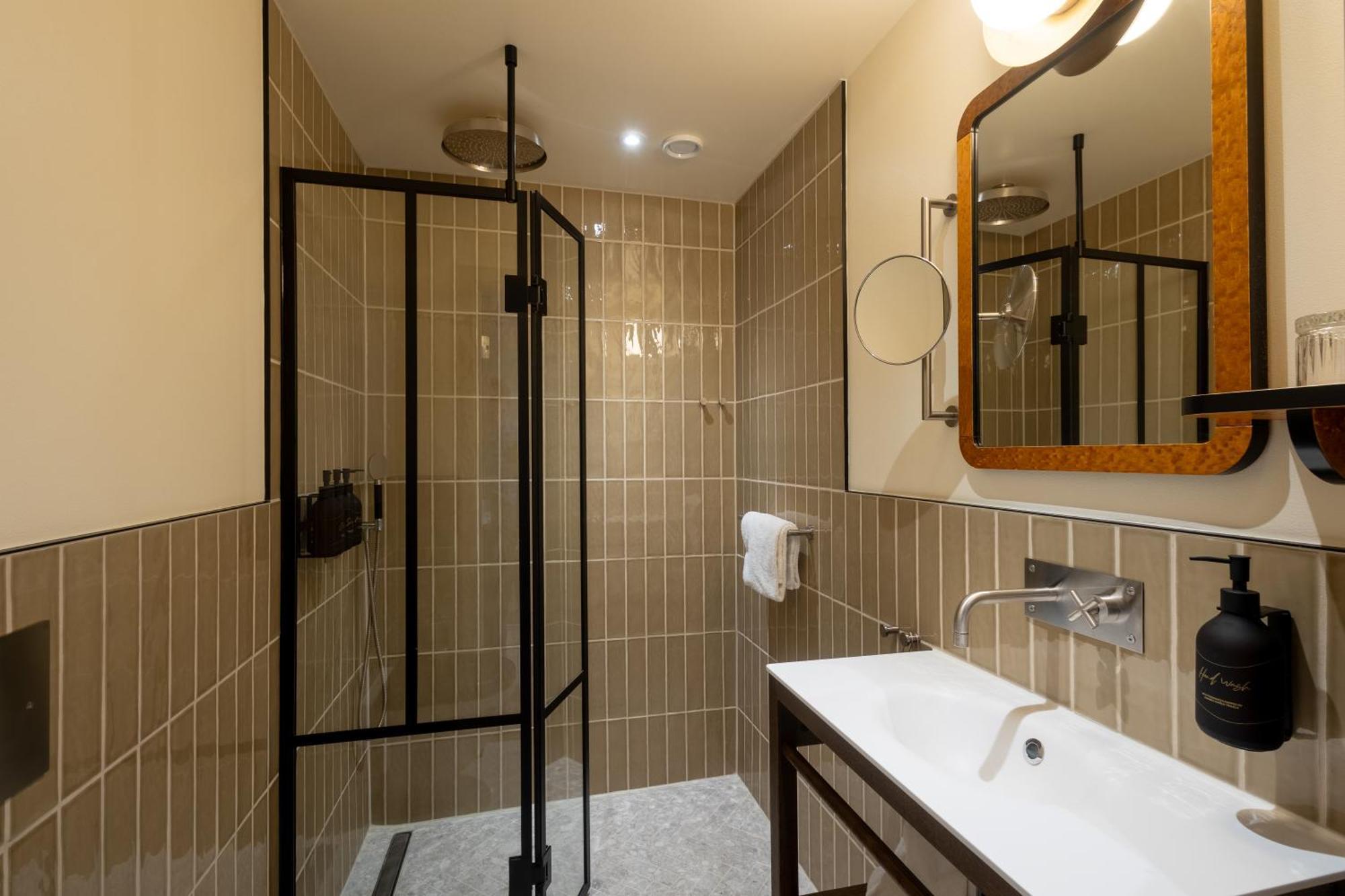 Grand Joanne Hotelli 4*
