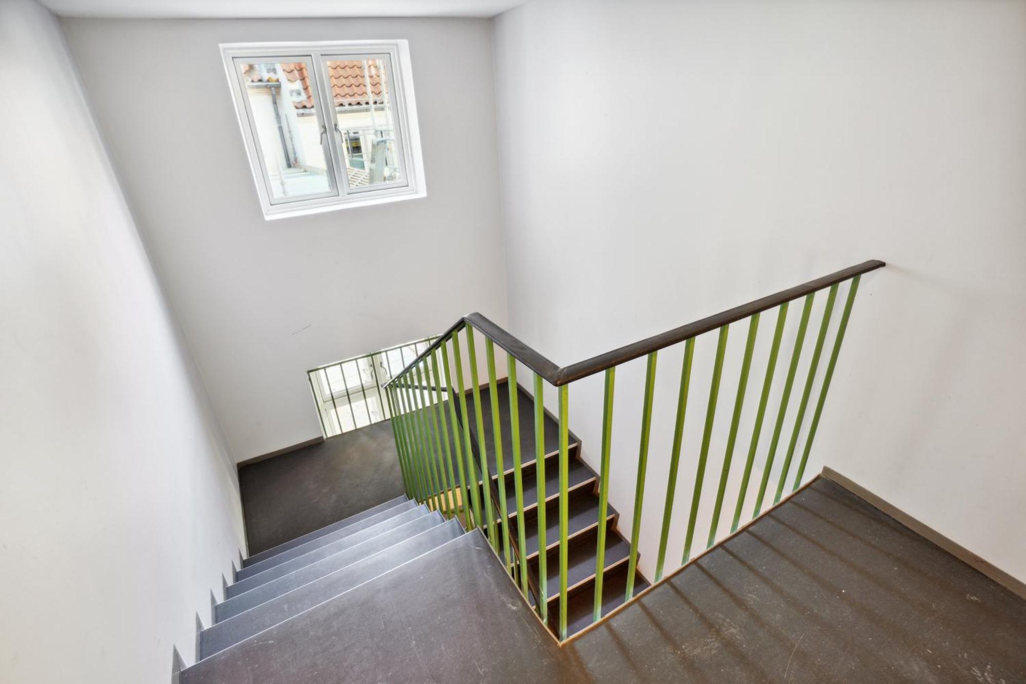 Lejlighed In Laksegade: 1br 300m From Kgs Nytorv