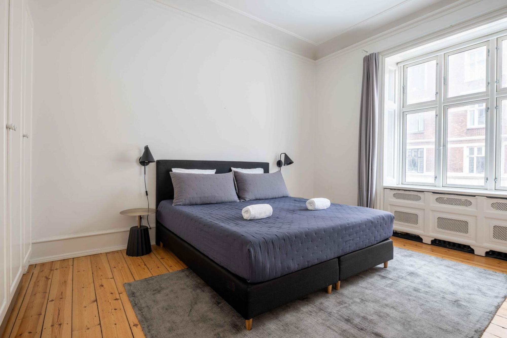 Large Flats In By Tivoli Gardens Apartment Copenhagen