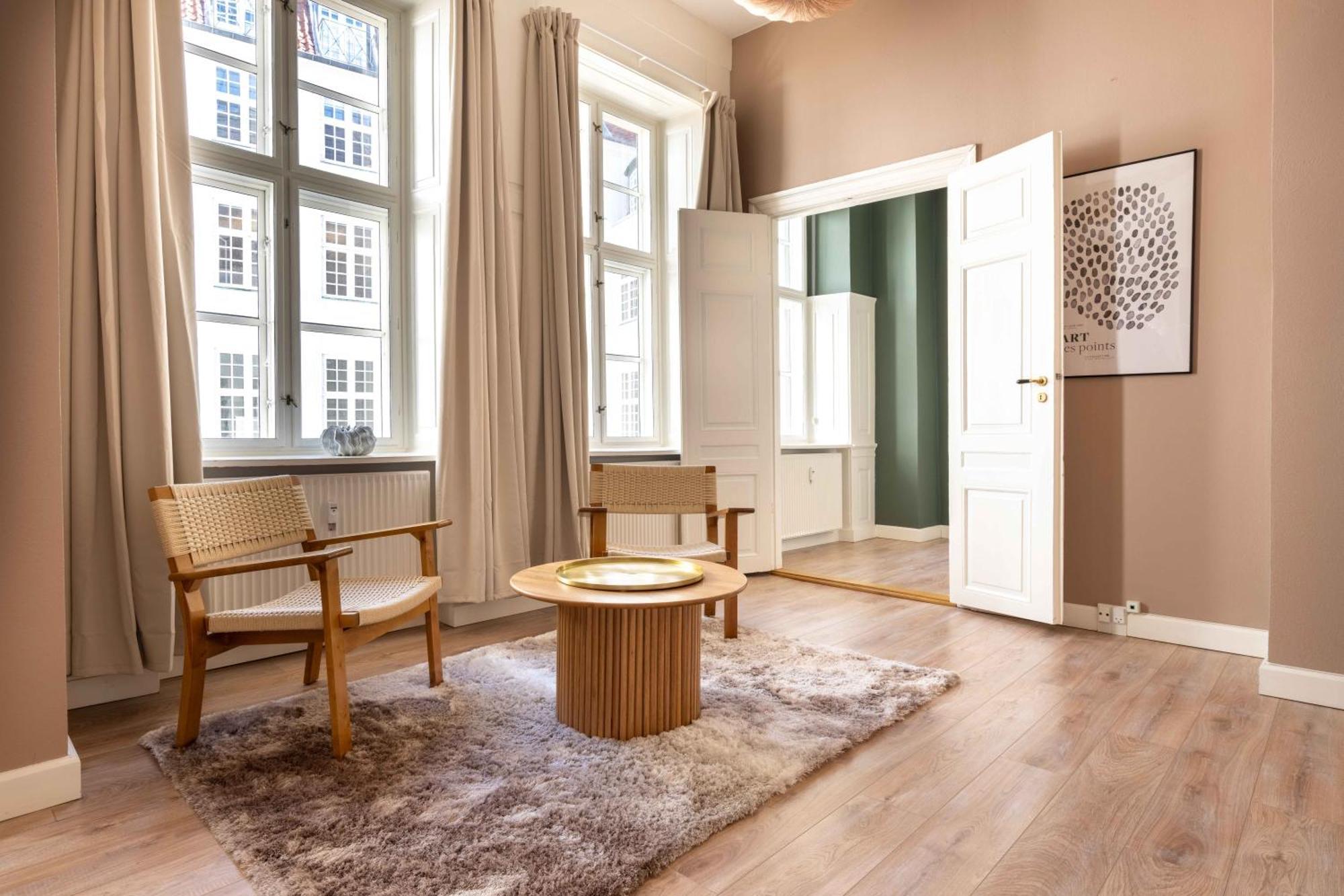 Appartement Deluxe Apartment At Perfect Location *