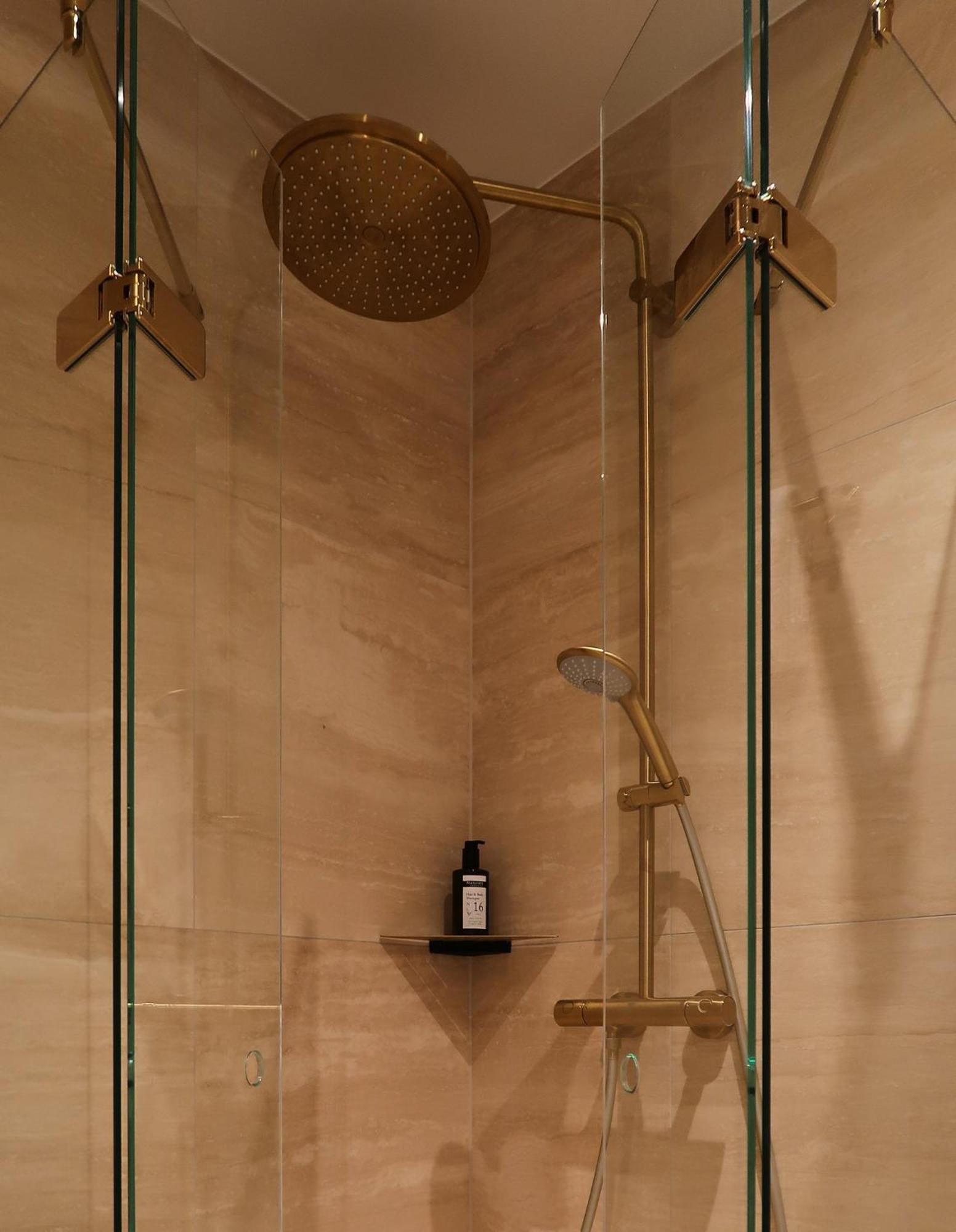 Hotelli Alexandra 4*