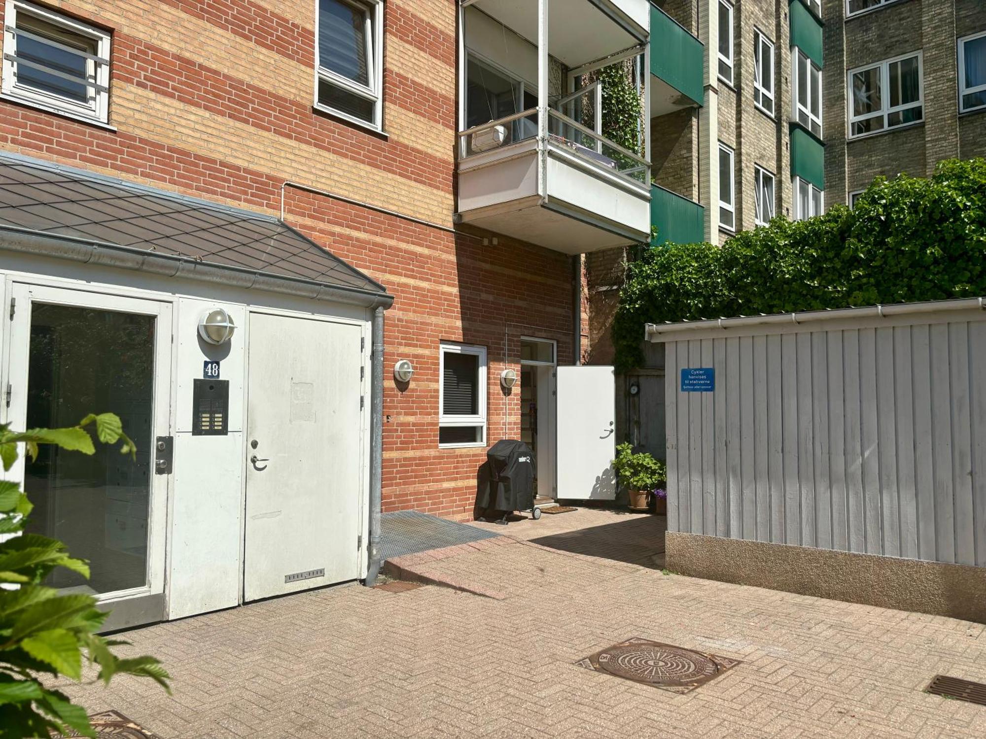 Huoneisto Luxurious Beautiful Boutique Apartment,