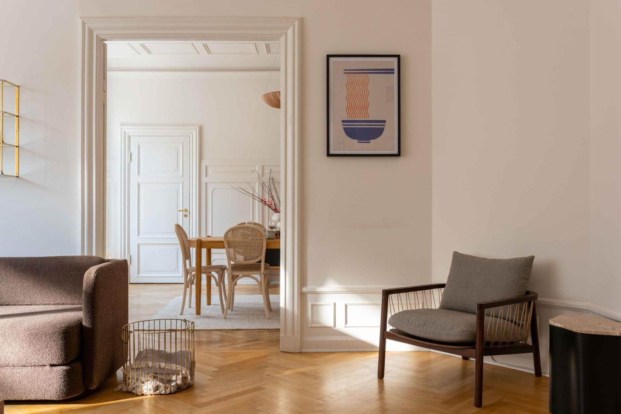 Lovely 3br Manor Flat 5 Min From Tivoli Gardens Apartment Copenhagen