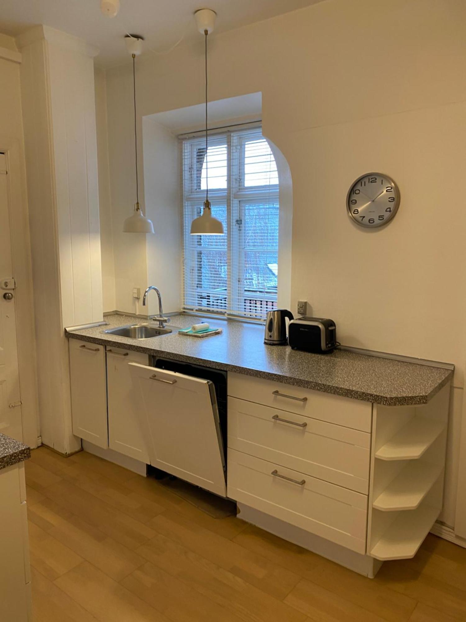 Frederiksberg 76 *