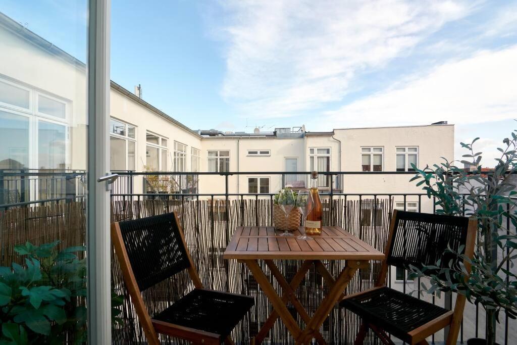 Location - Citycenter - Balcony Huoneisto