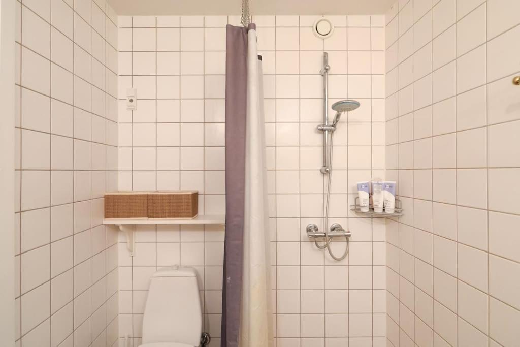 Classic Groundfloor With Patio Close To Metro * Copenhagen