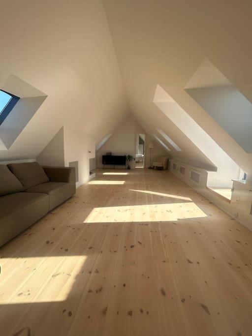 Apartment Kings Apt, Doublex W Water View & Private Terrasse