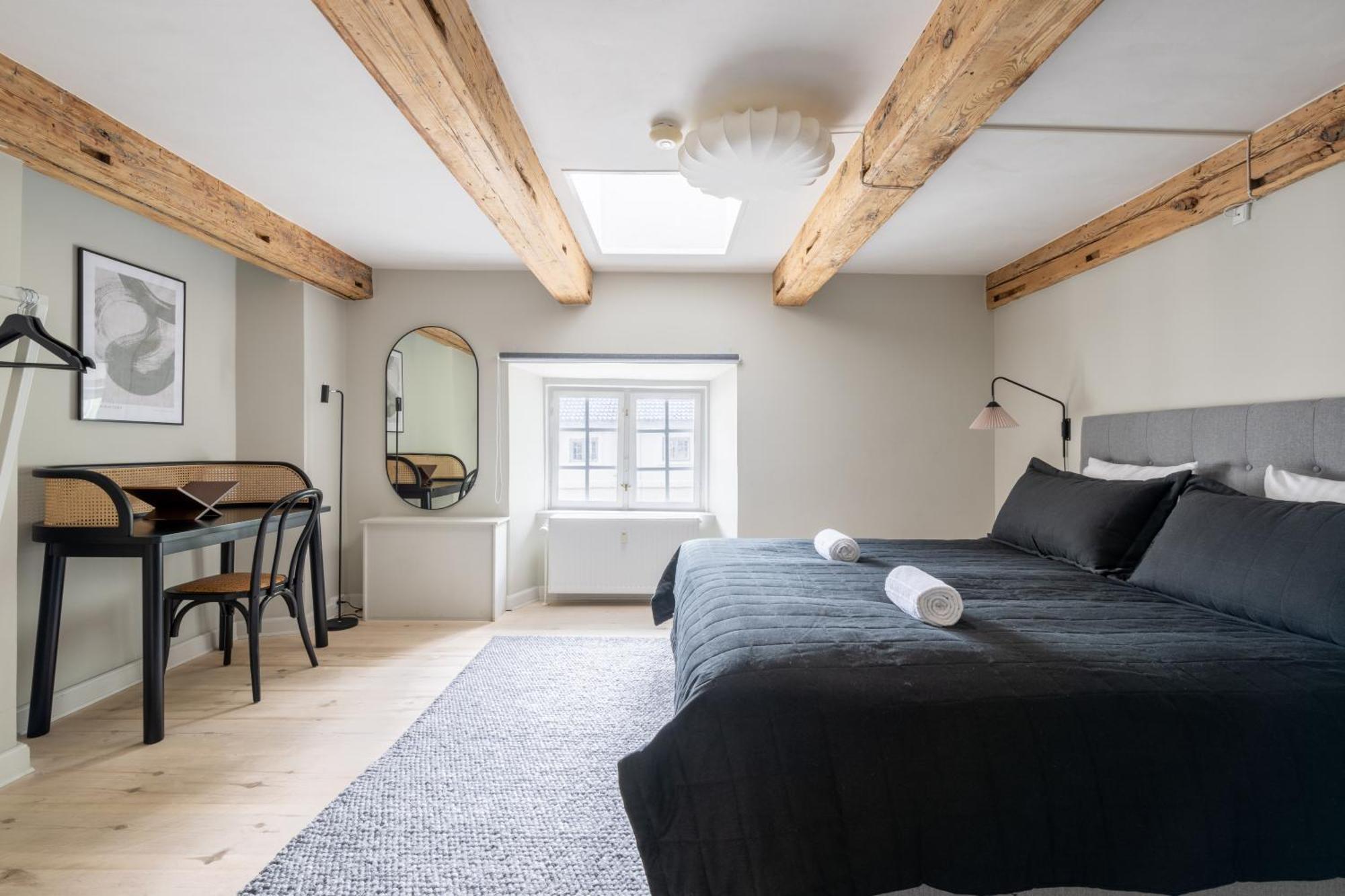 With Exposed Ceiling Beams København