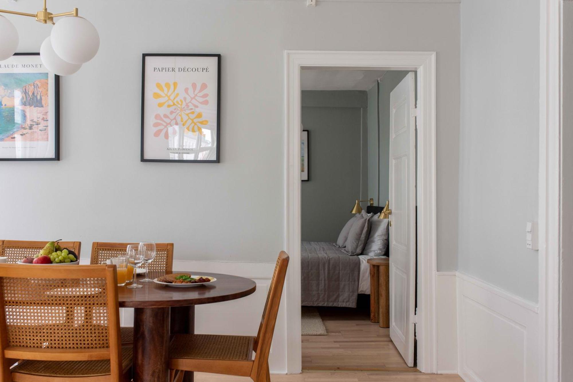 Spacious Tivoli Gardens W 3 Bedrooms