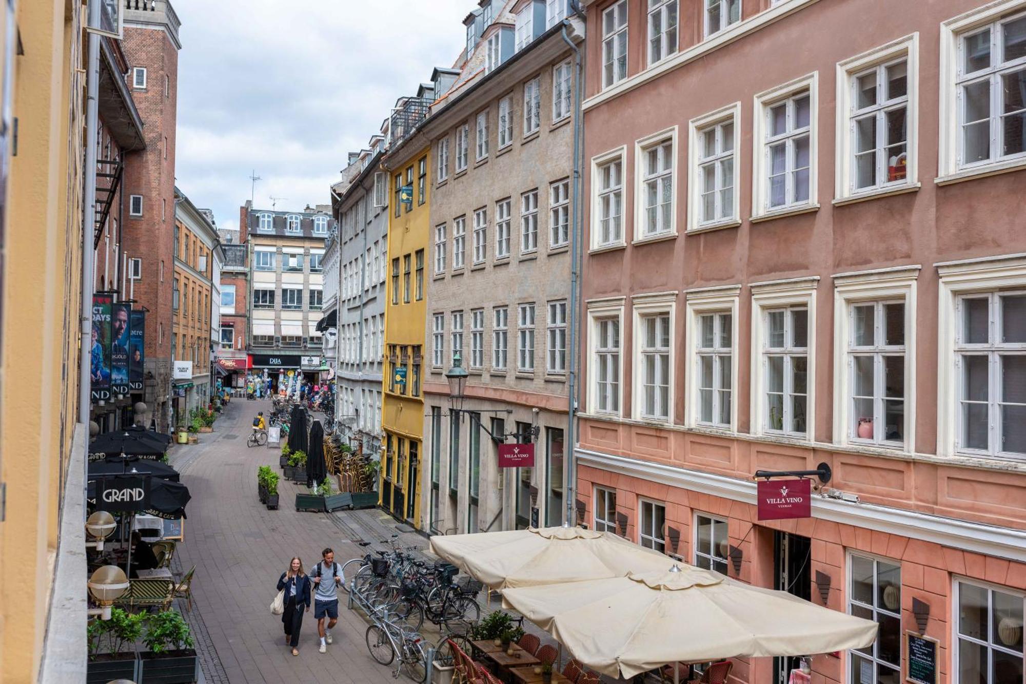 Spacious Tivoli Gardens W 3 Bedrooms * Copenhagen