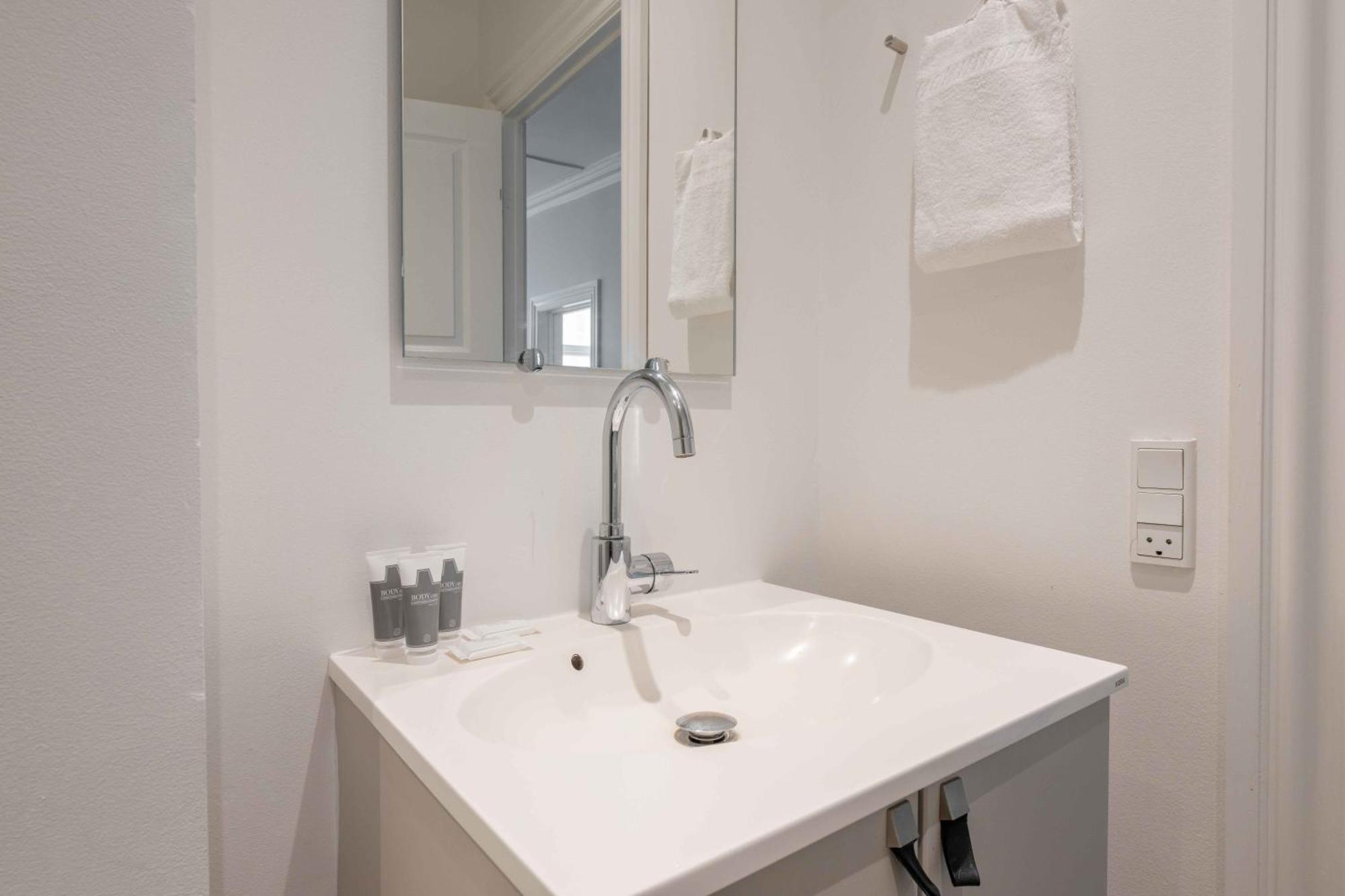 Charming In Latin Quarter Of Apartamento