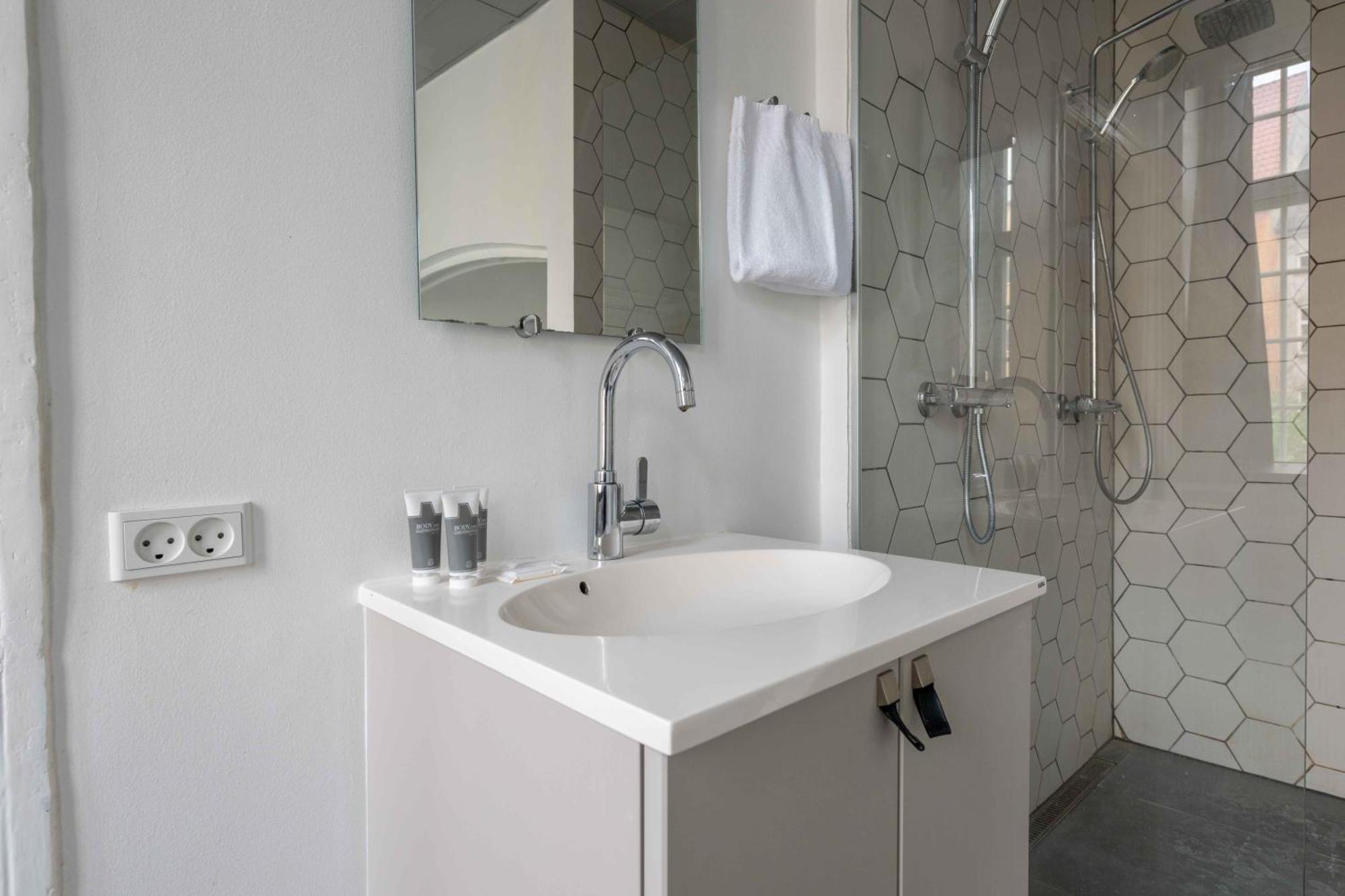 Charming In Latin Quarter Of *