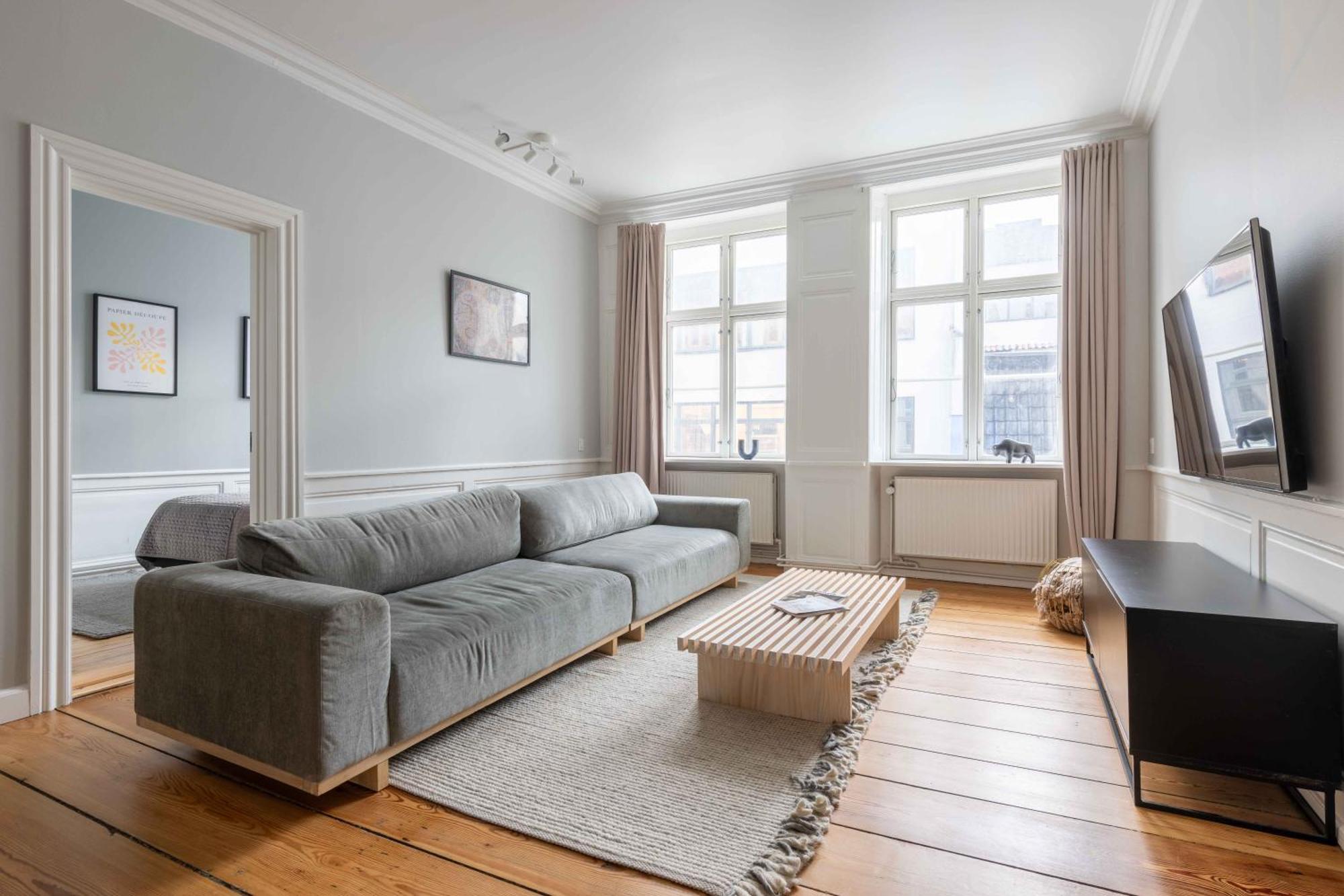 Charming In Latin Quarter Of