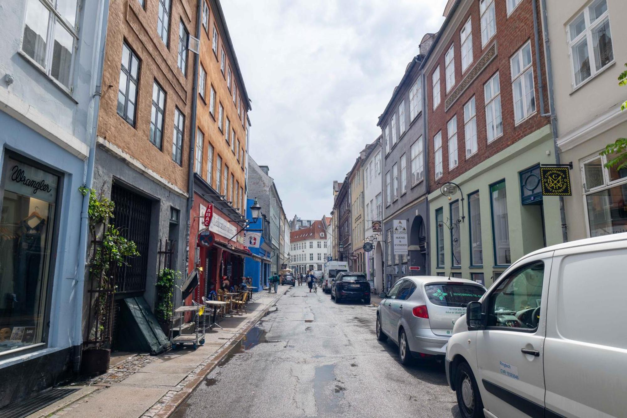 Charming In Latin Quarter Of *