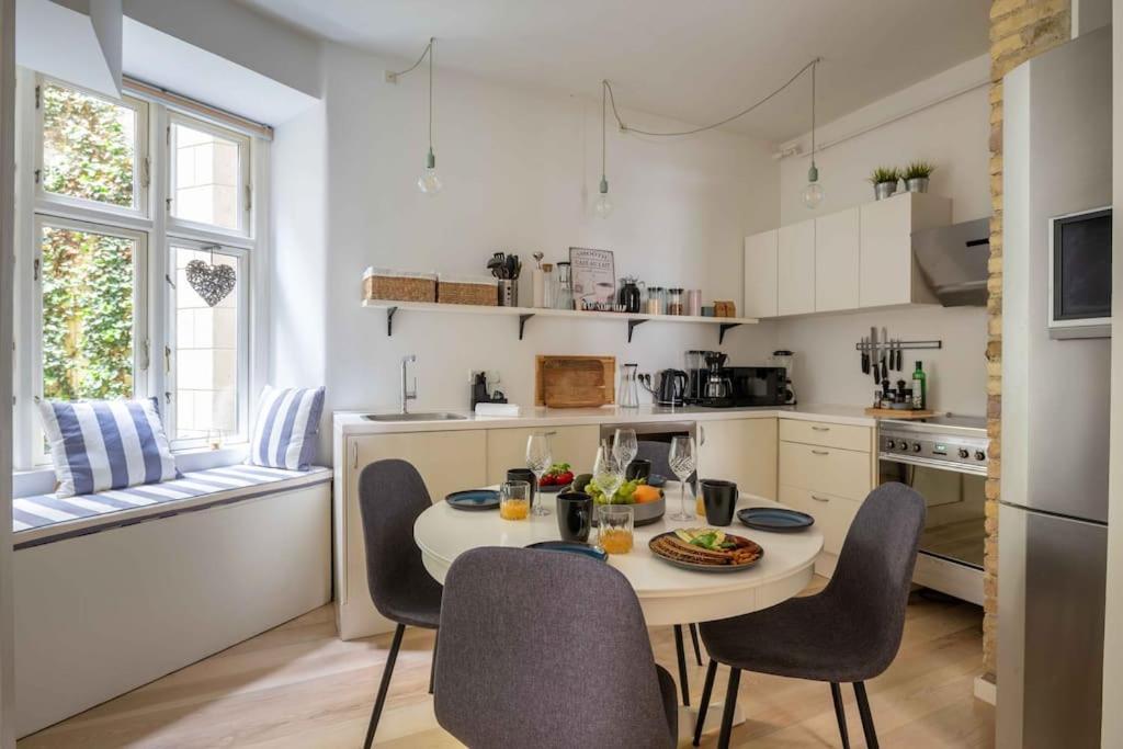 2br Next To The Lakes Appartement Kopenhagen