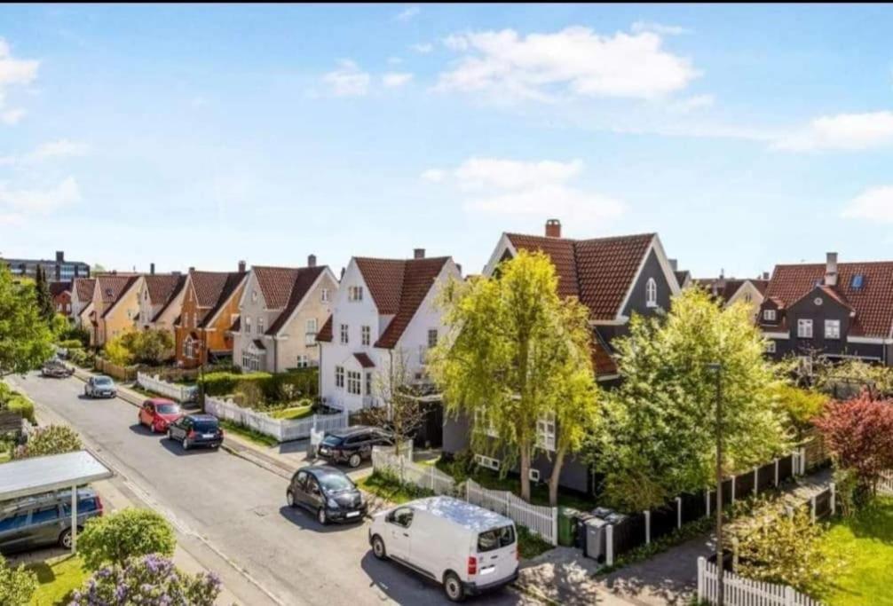 Flot Stort Hus I Valby Udlejes! Villa Kopenhagen