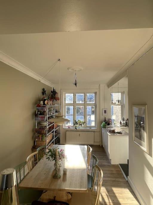 The Heart Of Norrebro Apartment, Sleeps 4 People Appartement