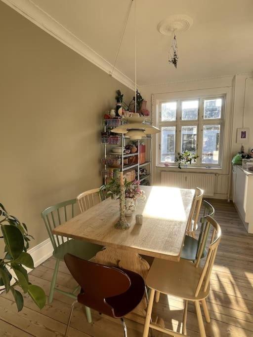 The Heart Of Norrebro Apartment, Sleeps 4 People *