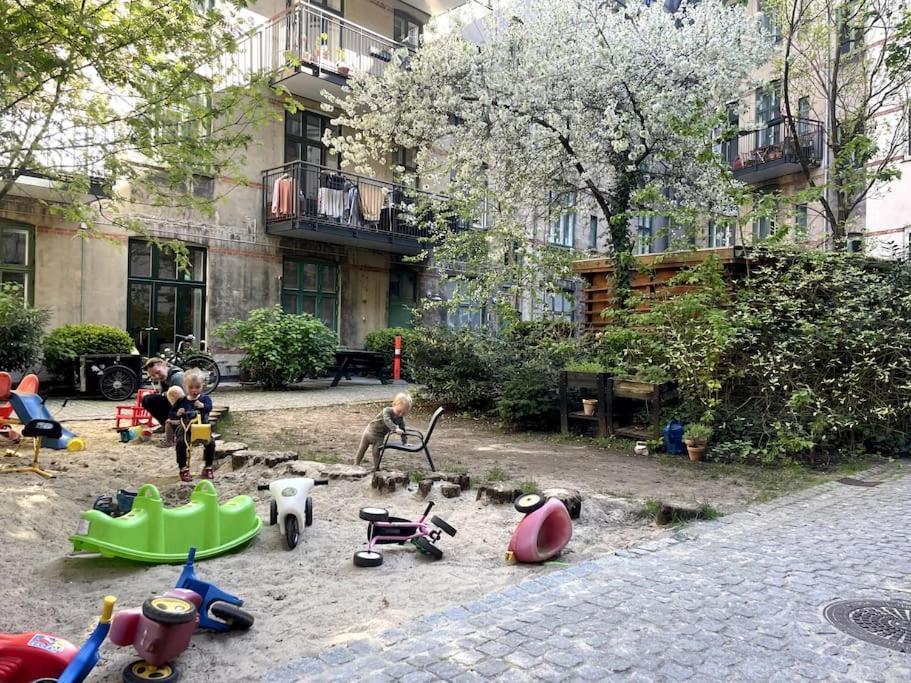 The Heart Of Norrebro Apartment, Sleeps 4 People * Copenhaga
