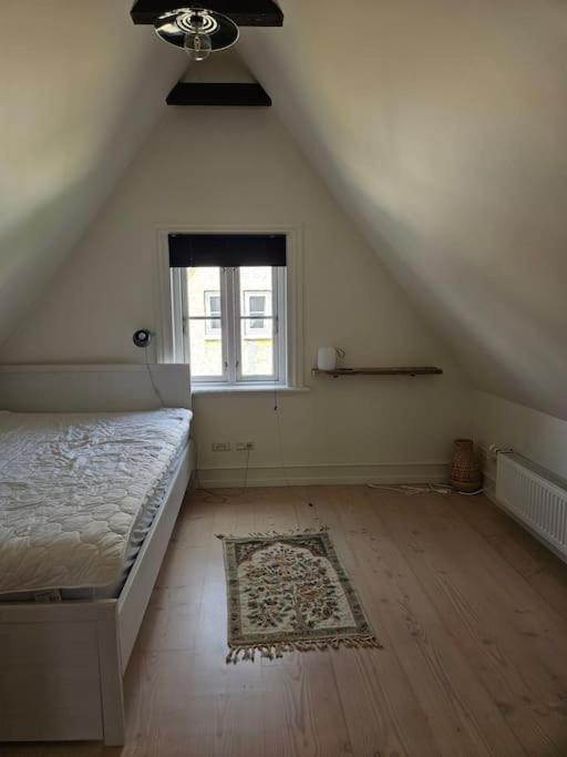 Flot Stort Hus I Valby Udlejes!