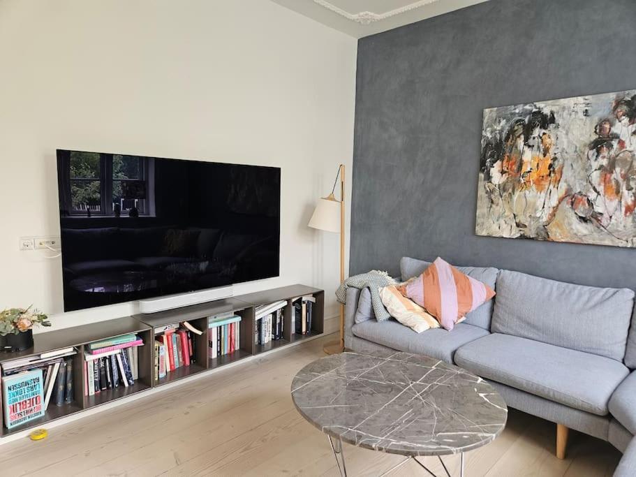 Villa Flot Stort Hus I Valby Udlejes!