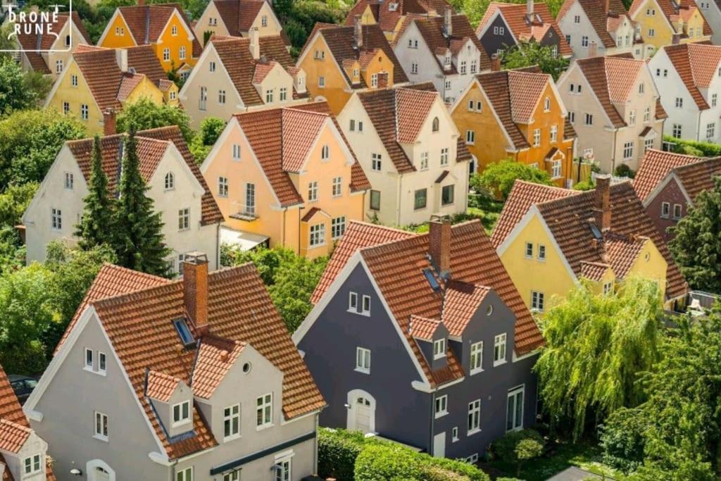 Flot Stort Hus I Valby Udlejes! *