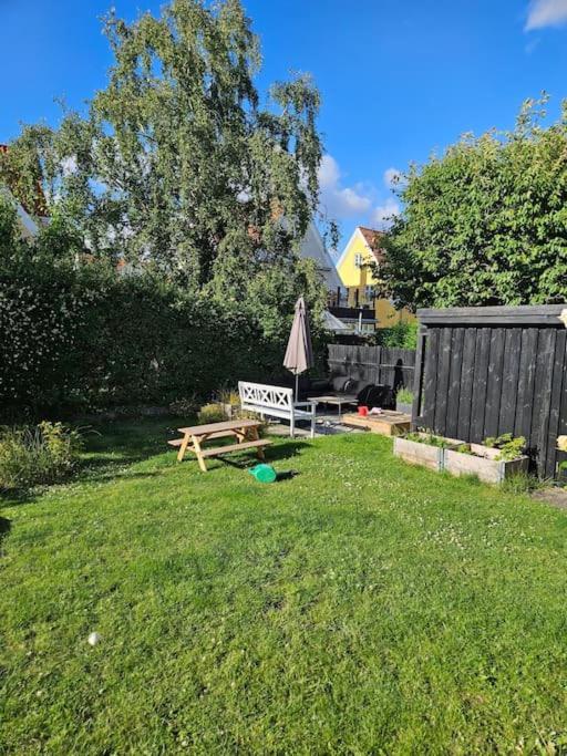 Flot Stort Hus I Valby Udlejes! * Kopenhagen
