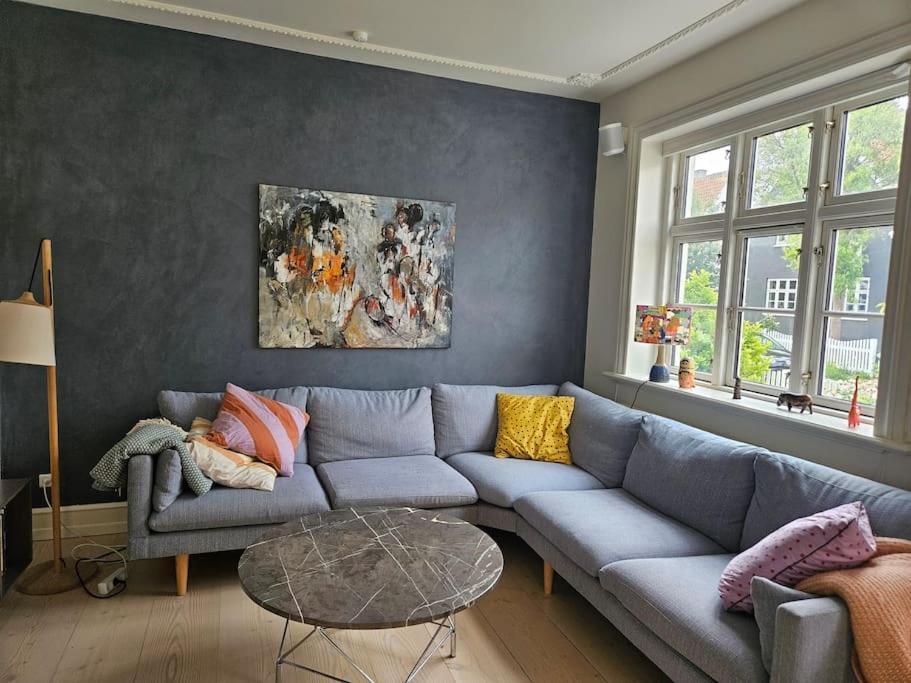 Flot Stort Hus I Valby Udlejes! Kopenhagen