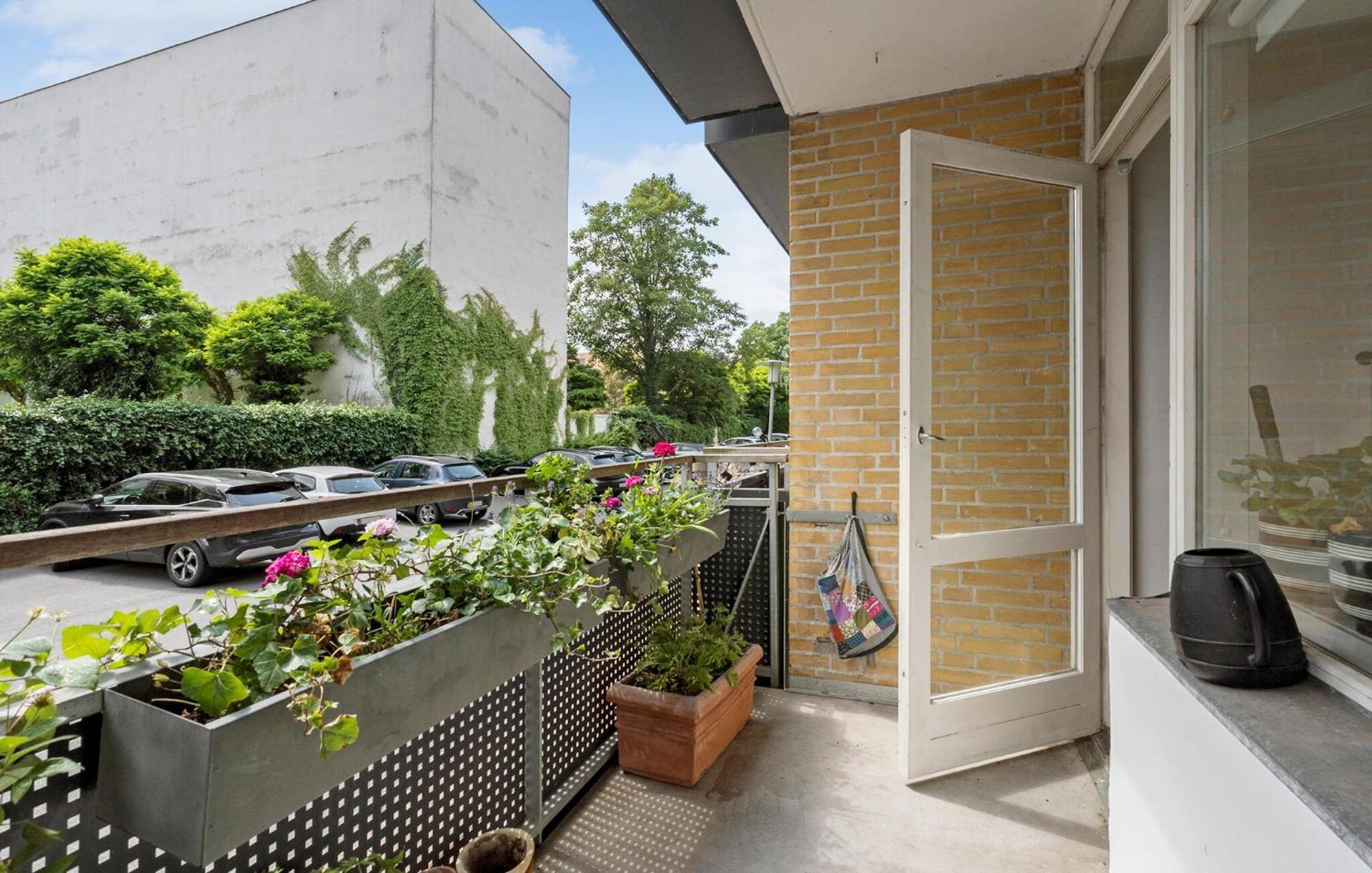 1 Bedroom Pet Friendly In Frederiksberg C Apartment