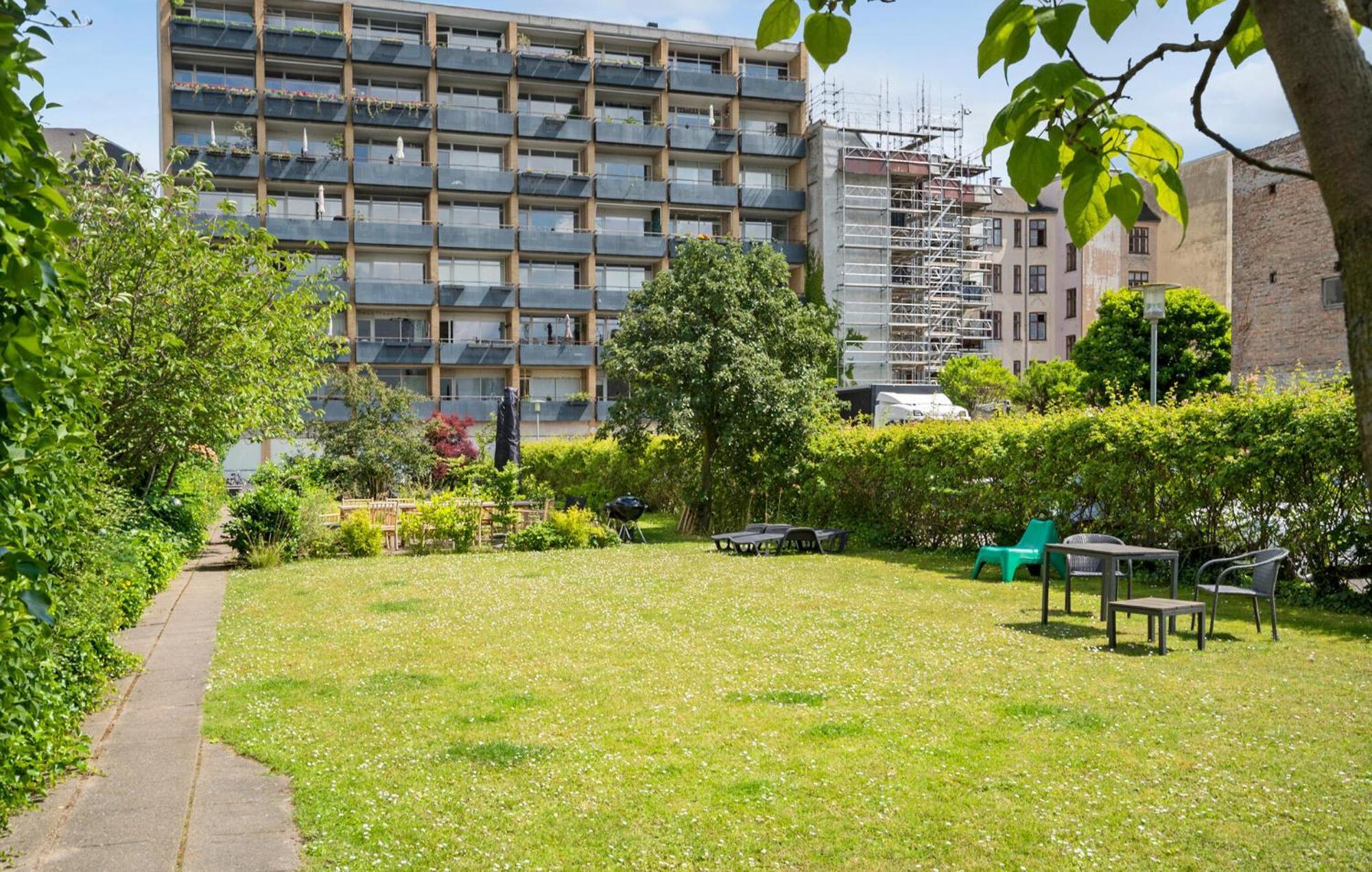 Apartment 1 Bedroom Pet Friendly In Frederiksberg C Copenhagen