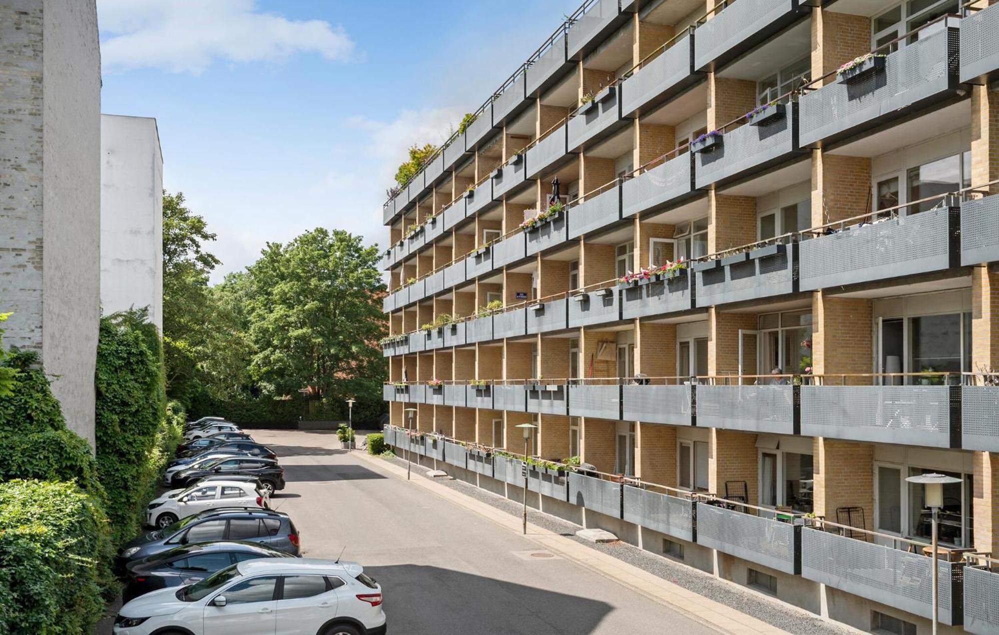 1 Bedroom Pet Friendly In Frederiksberg C